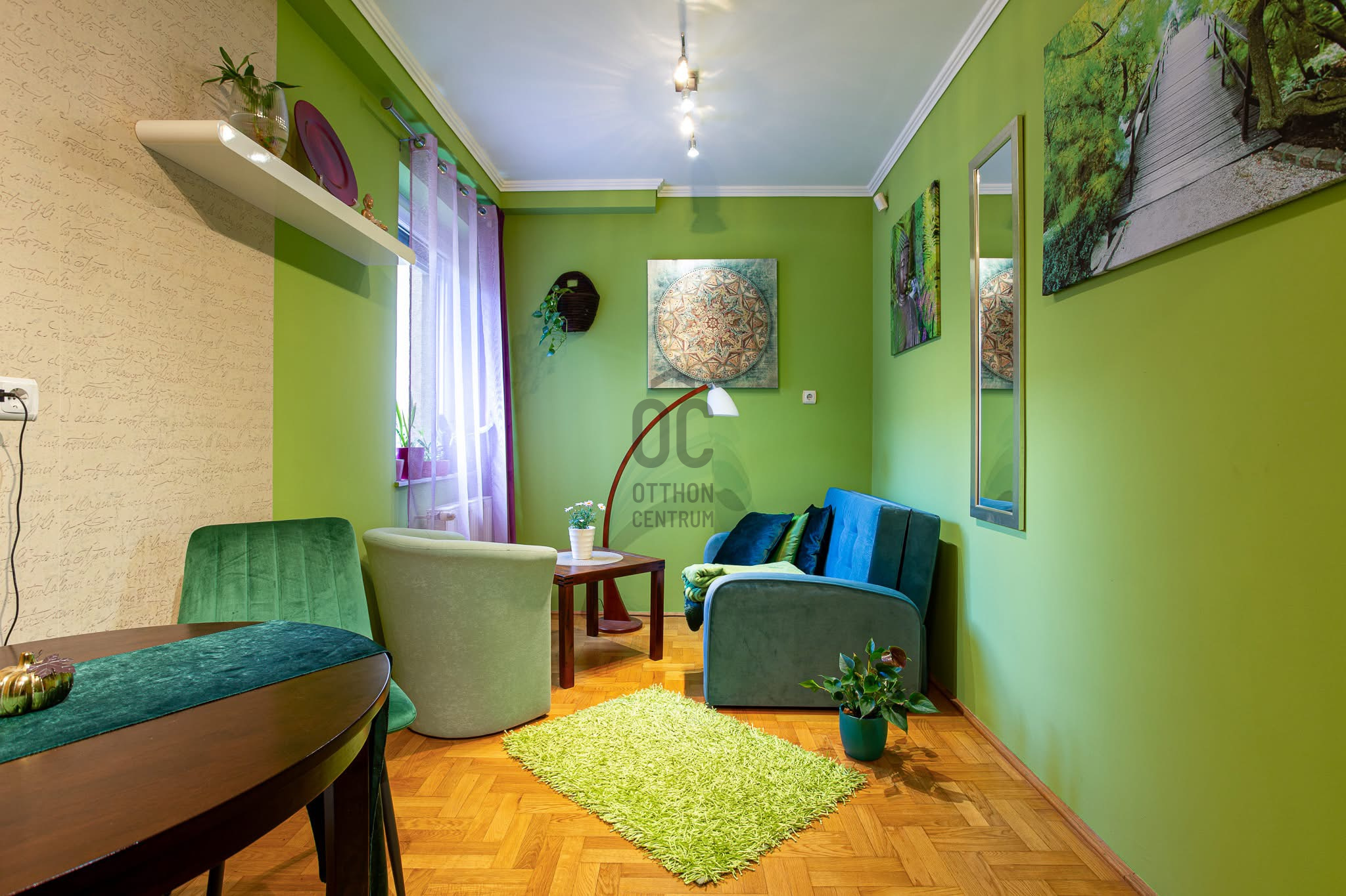 Gallery zoom image