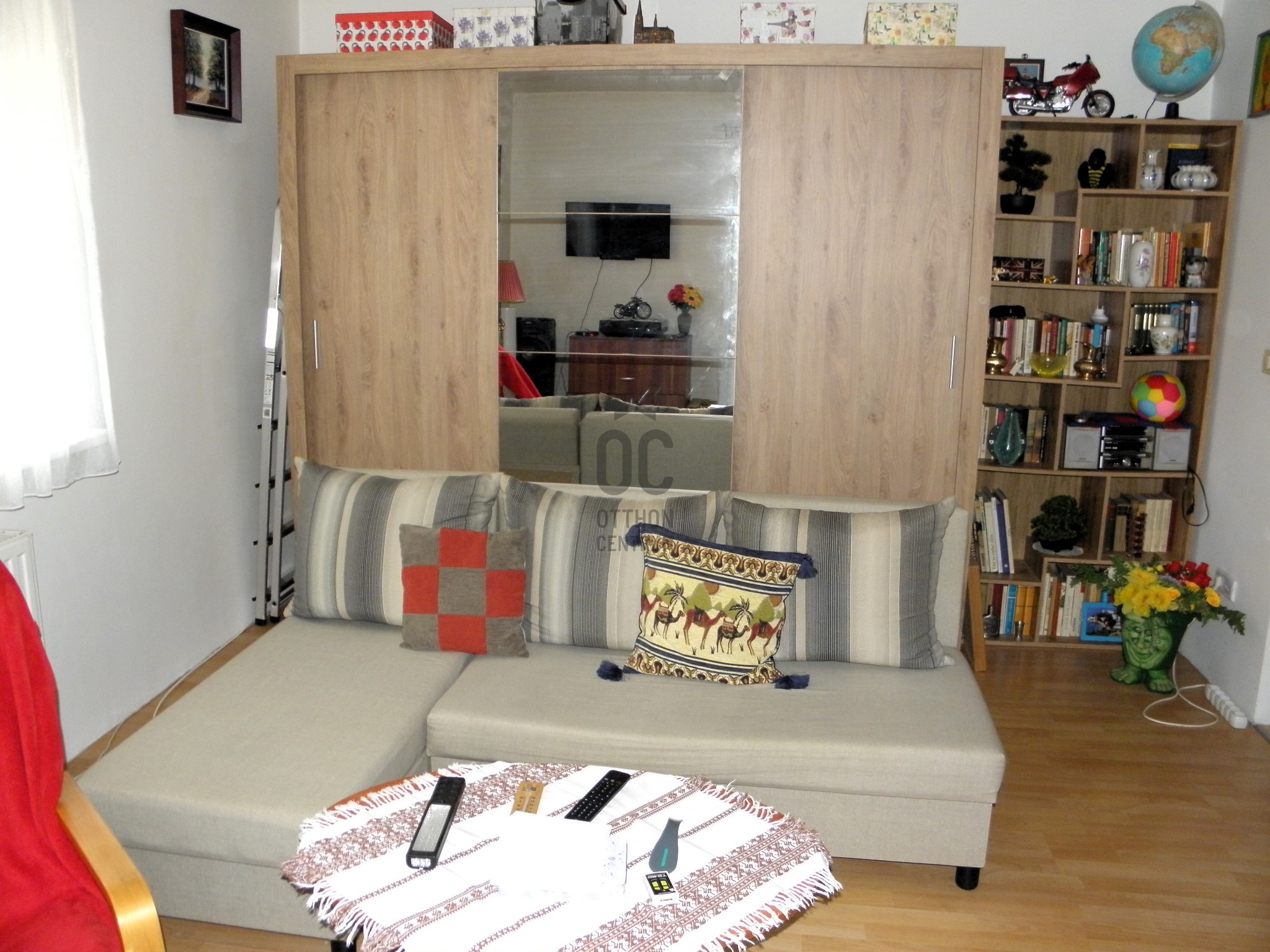 Gallery zoom image