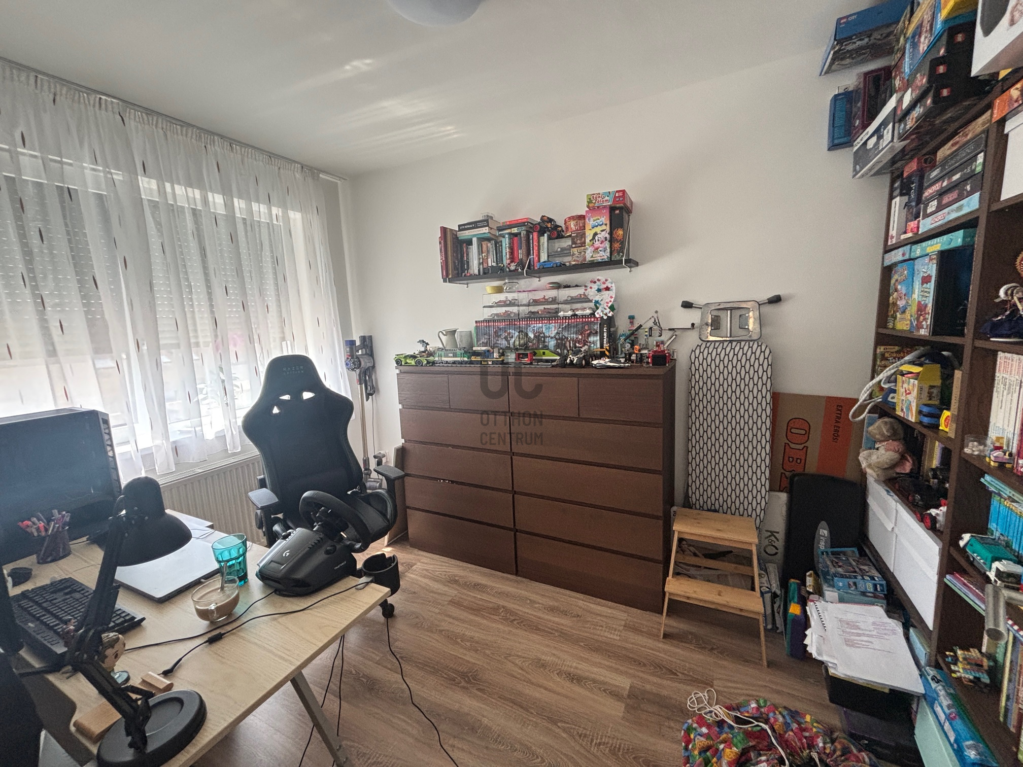 Gallery zoom image