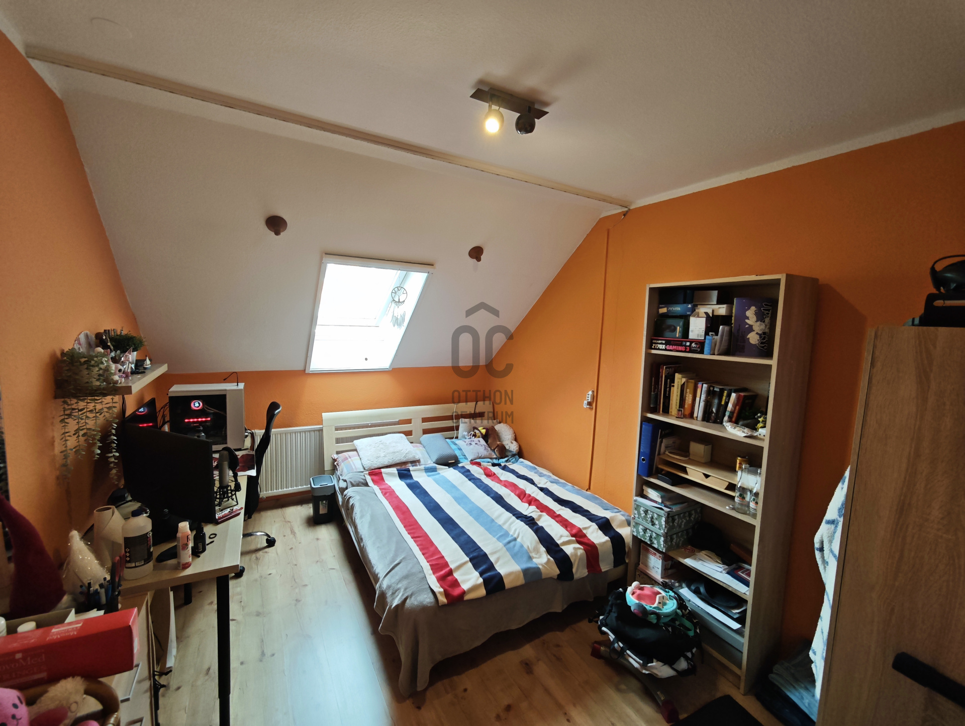 Gallery zoom image