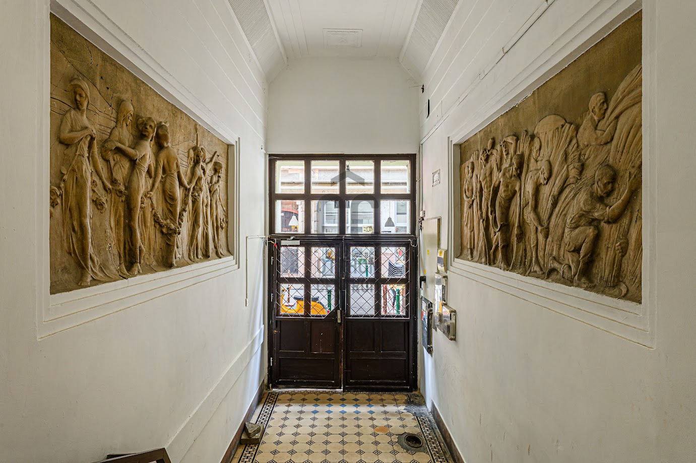 Gallery zoom image