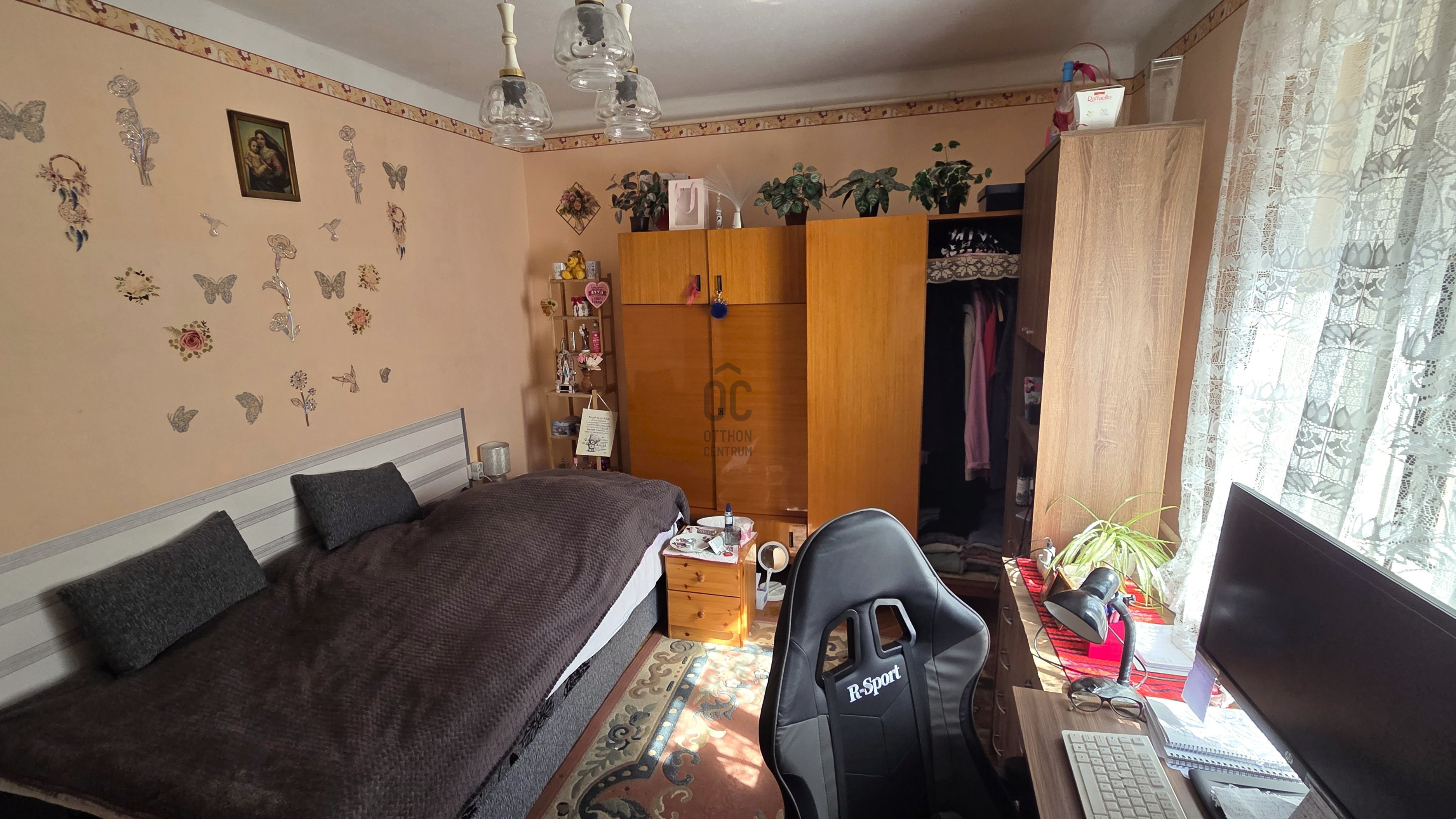 Gallery zoom image