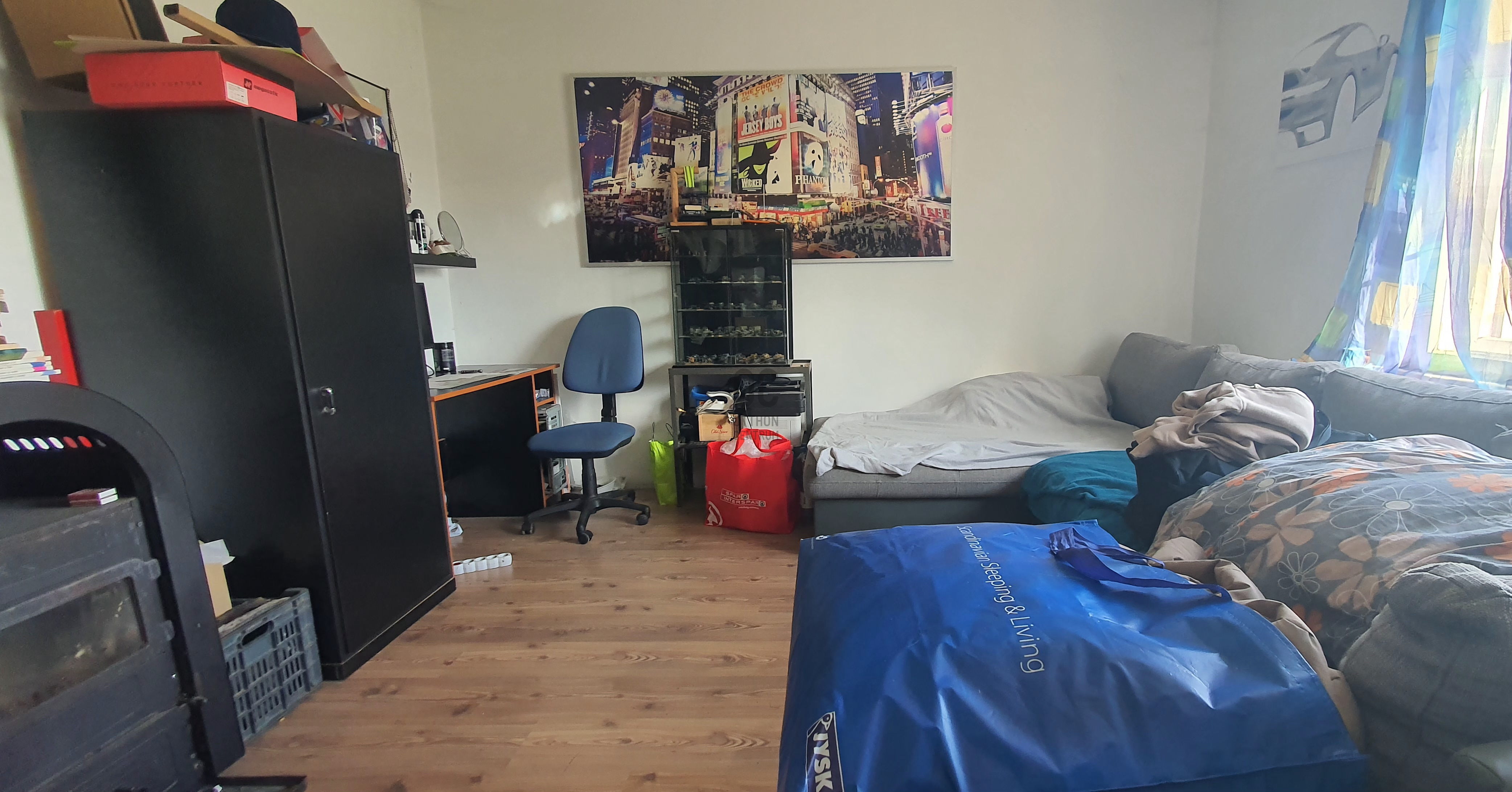 Gallery zoom image