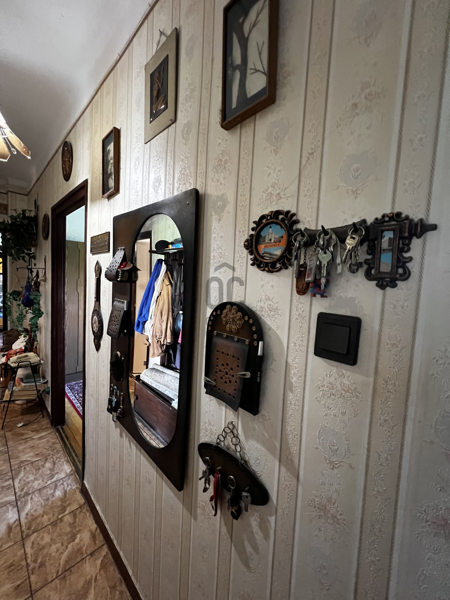 Gallery zoom image