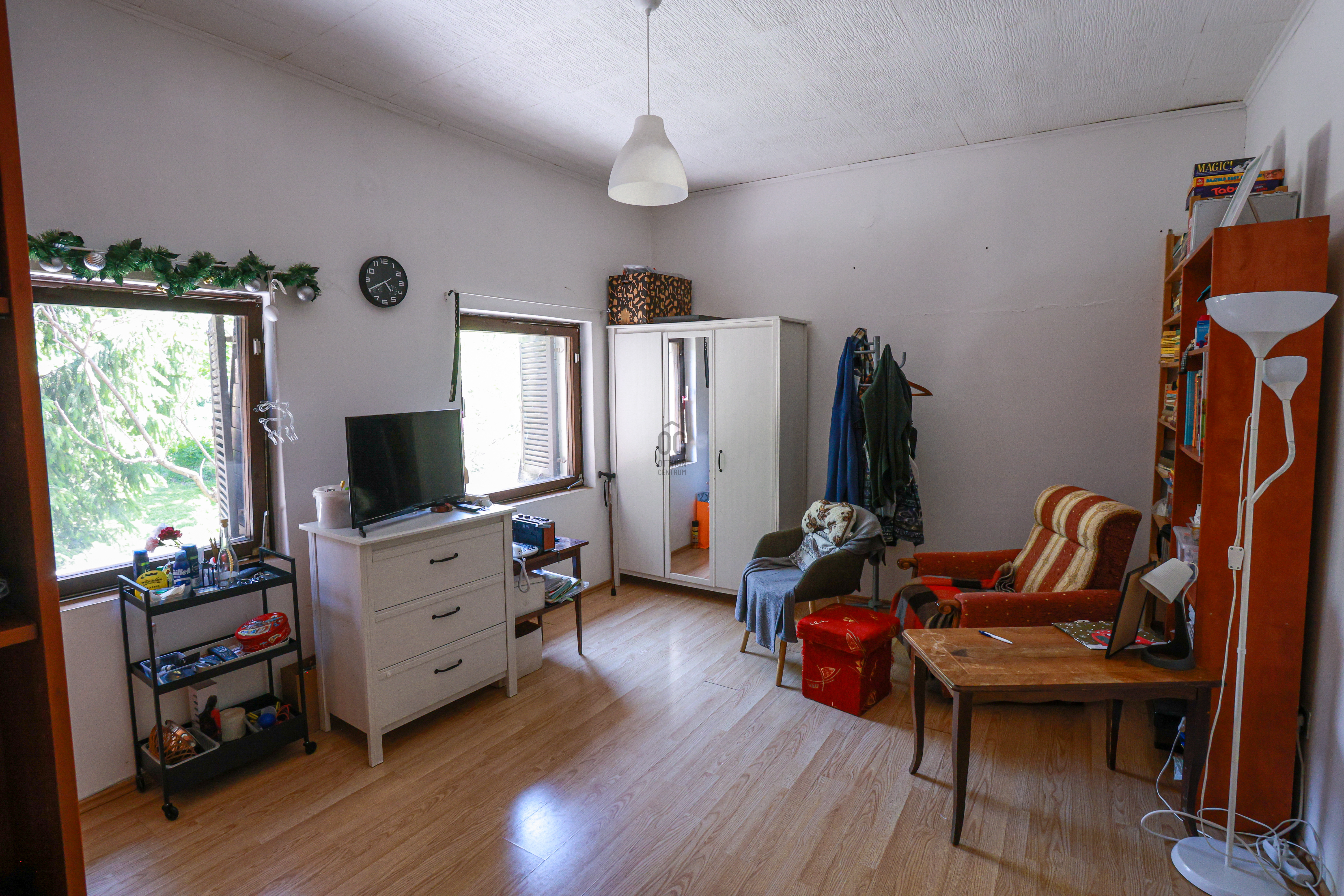 Gallery zoom image