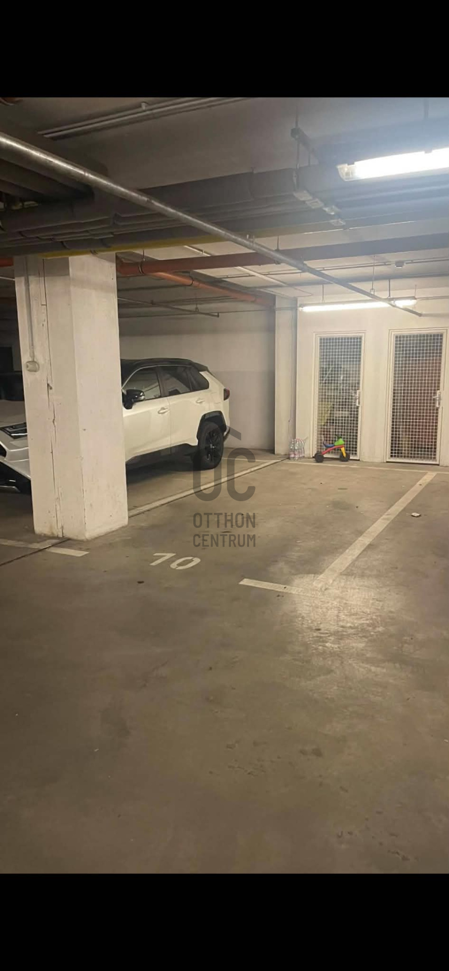 Gallery zoom image