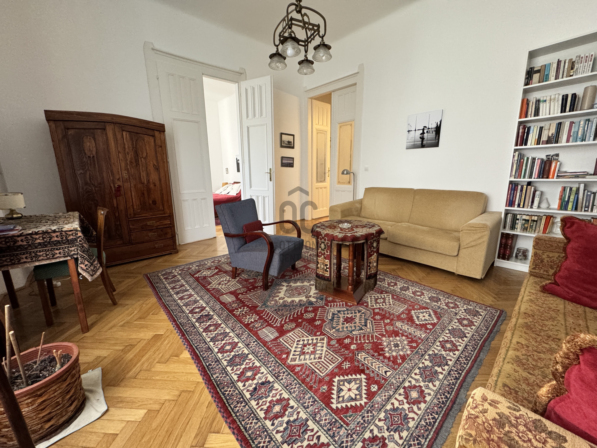 Gallery zoom image