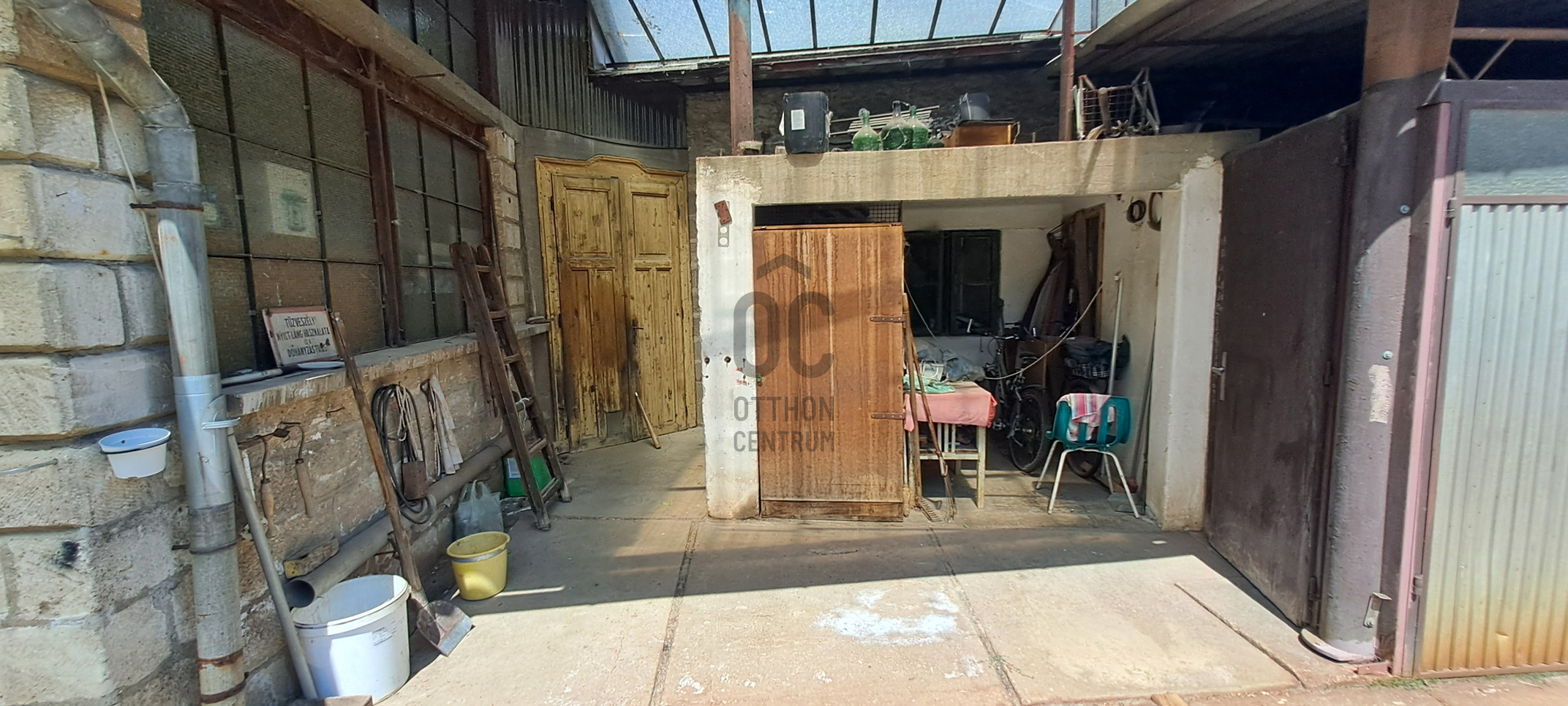 Gallery zoom image