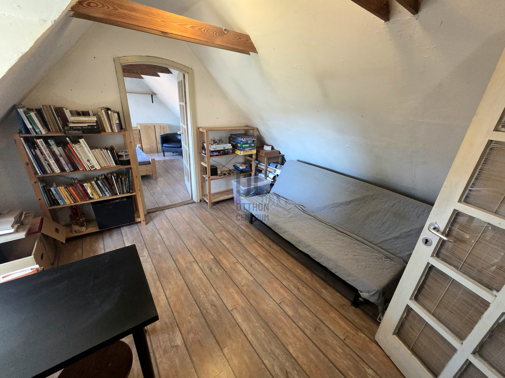 Gallery zoom image
