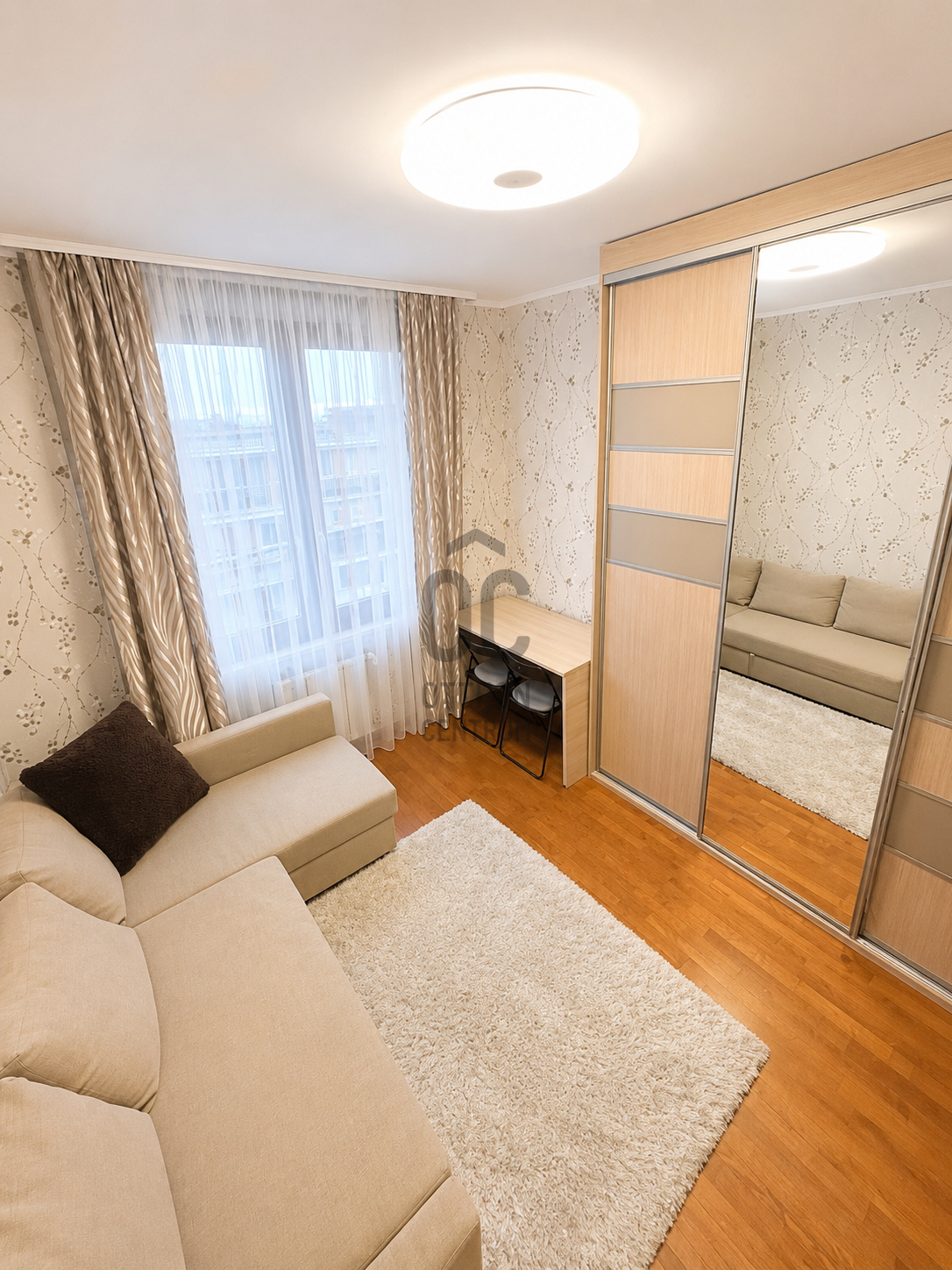 Gallery zoom image