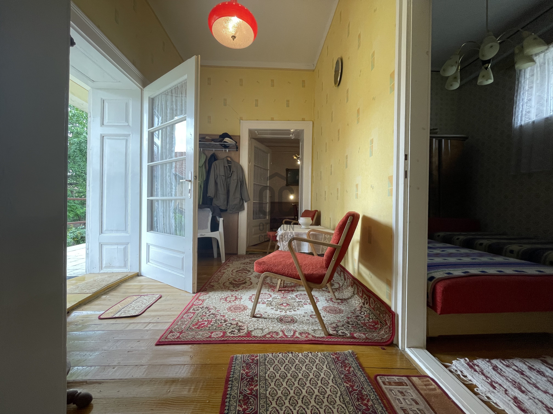 Gallery zoom image