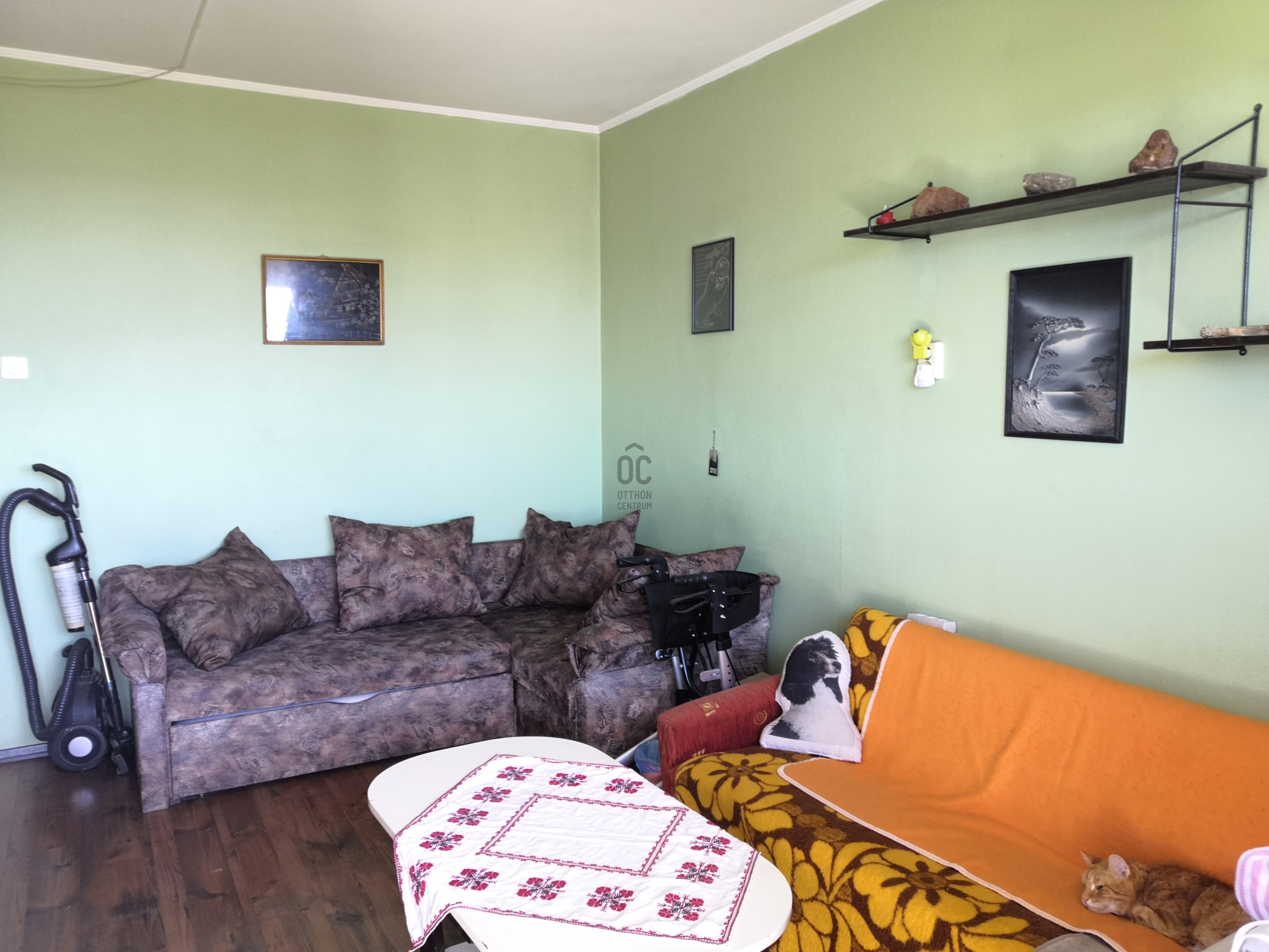 Gallery zoom image