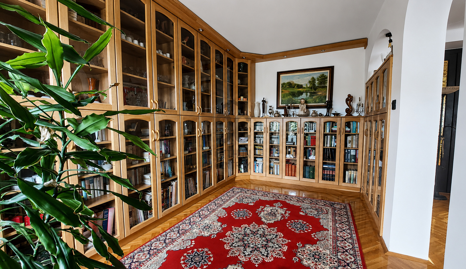Gallery zoom image
