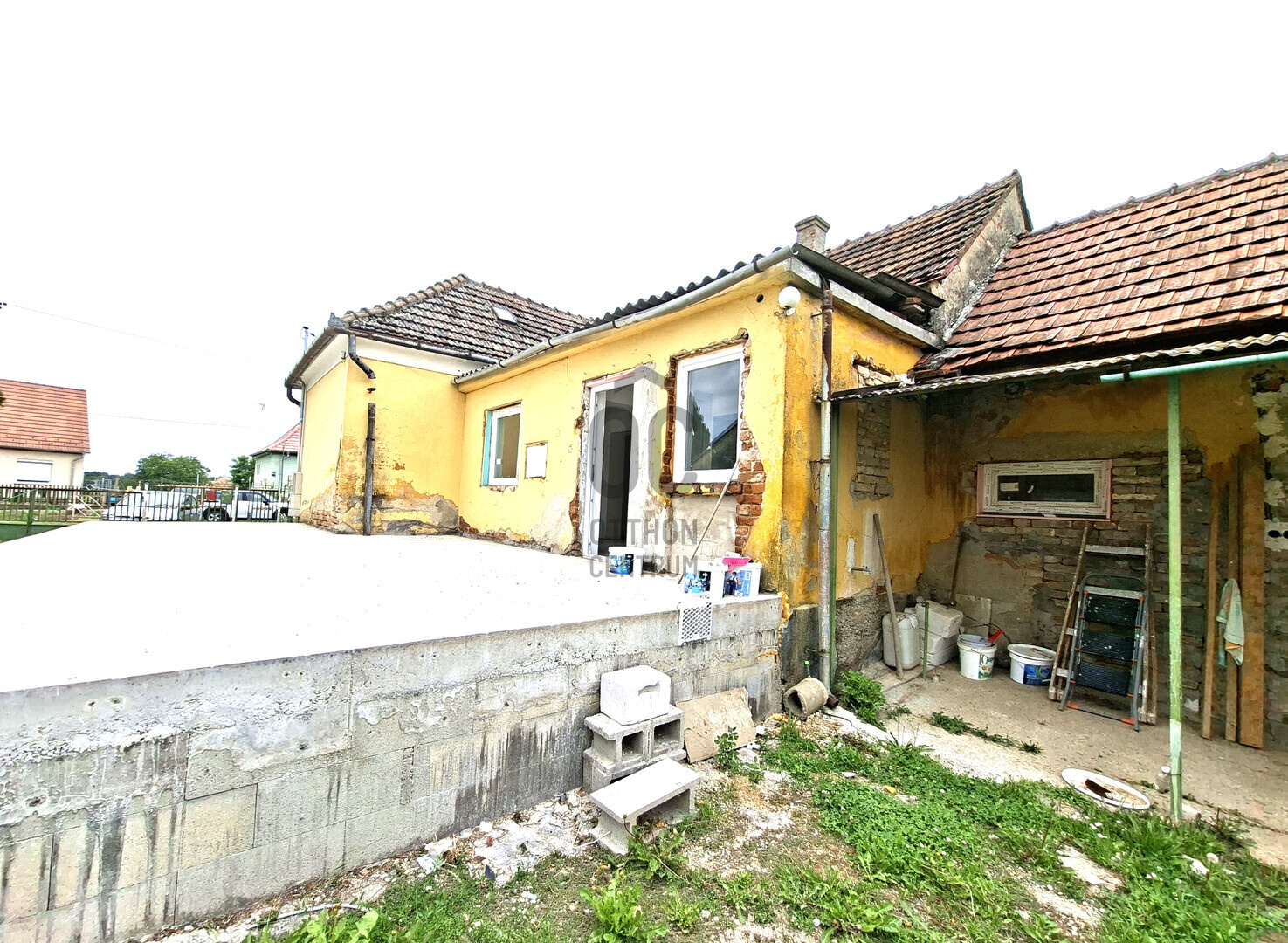 Gallery zoom image