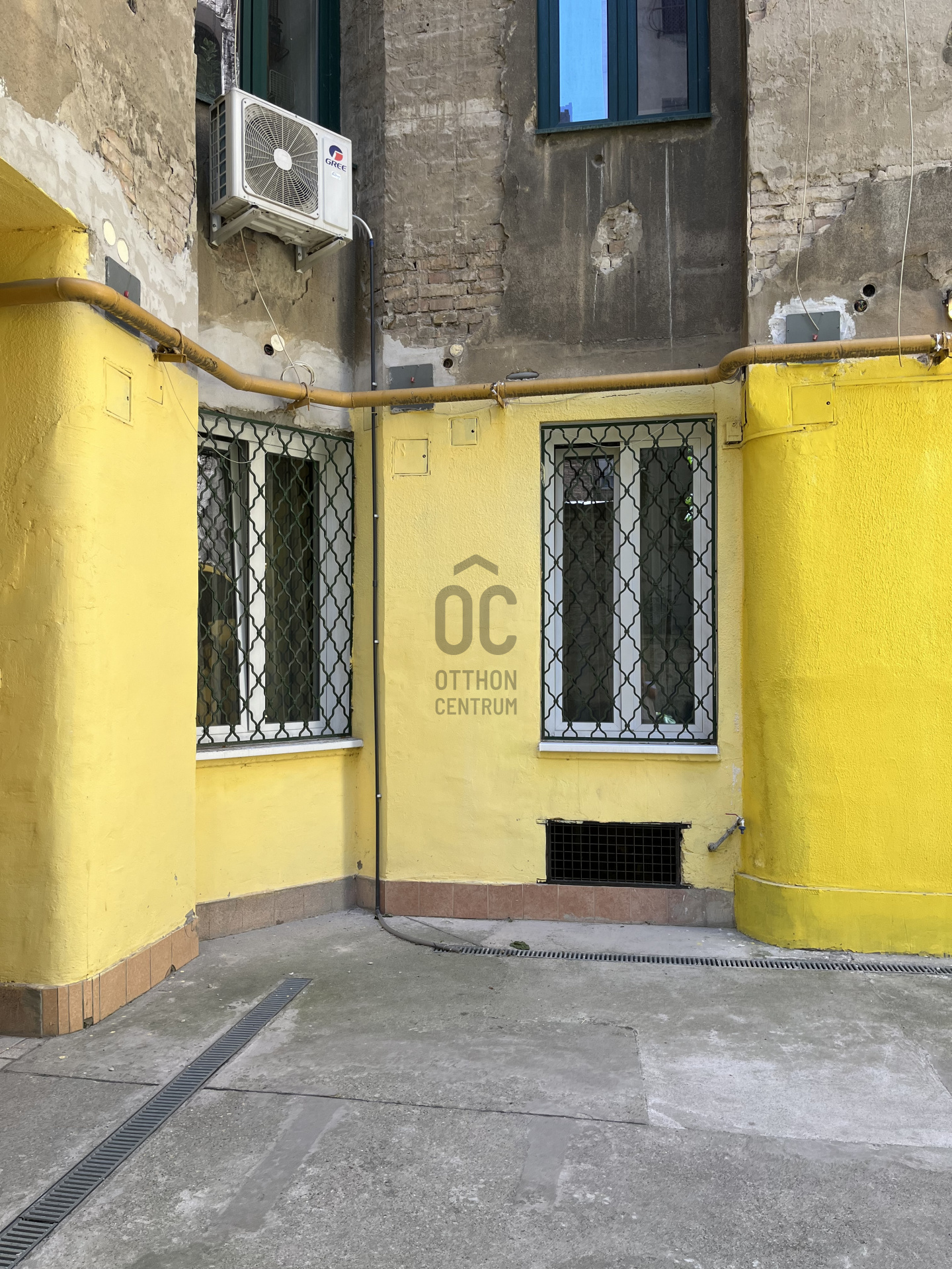 Gallery zoom image