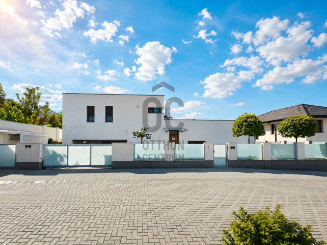 6 bed · 270m² · Családi ház · 329.000.000 Ft