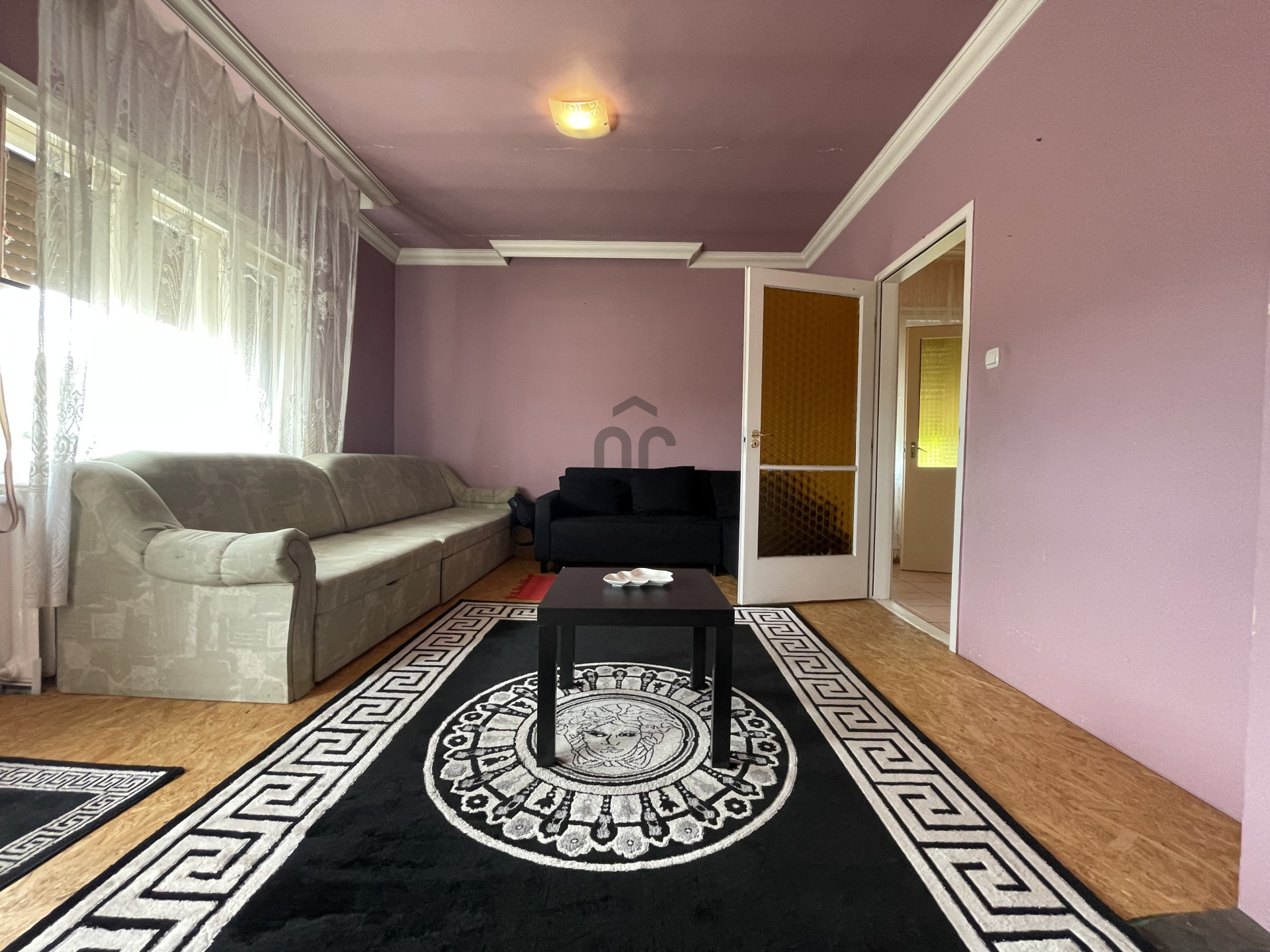 Gallery zoom image