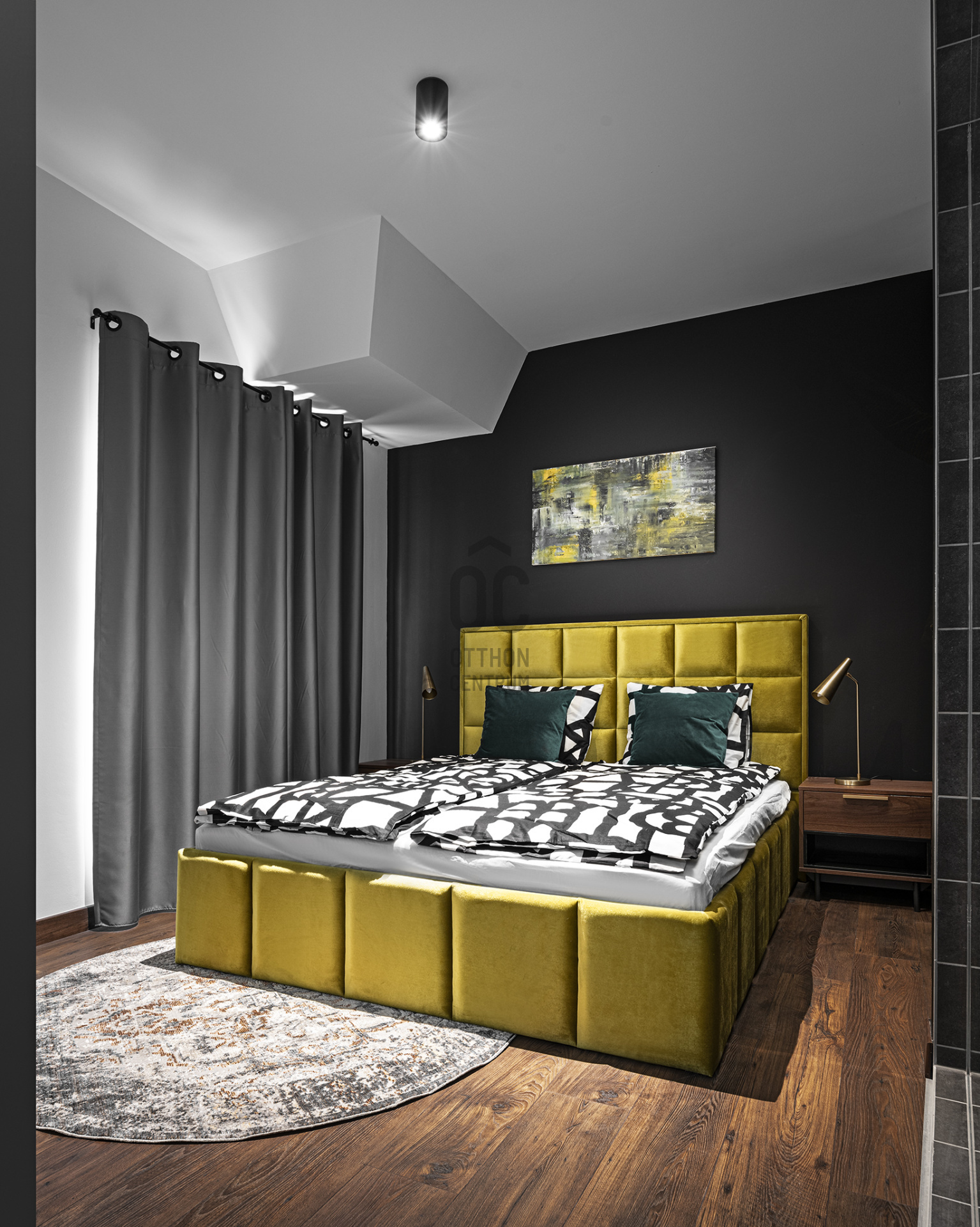 Gallery zoom image
