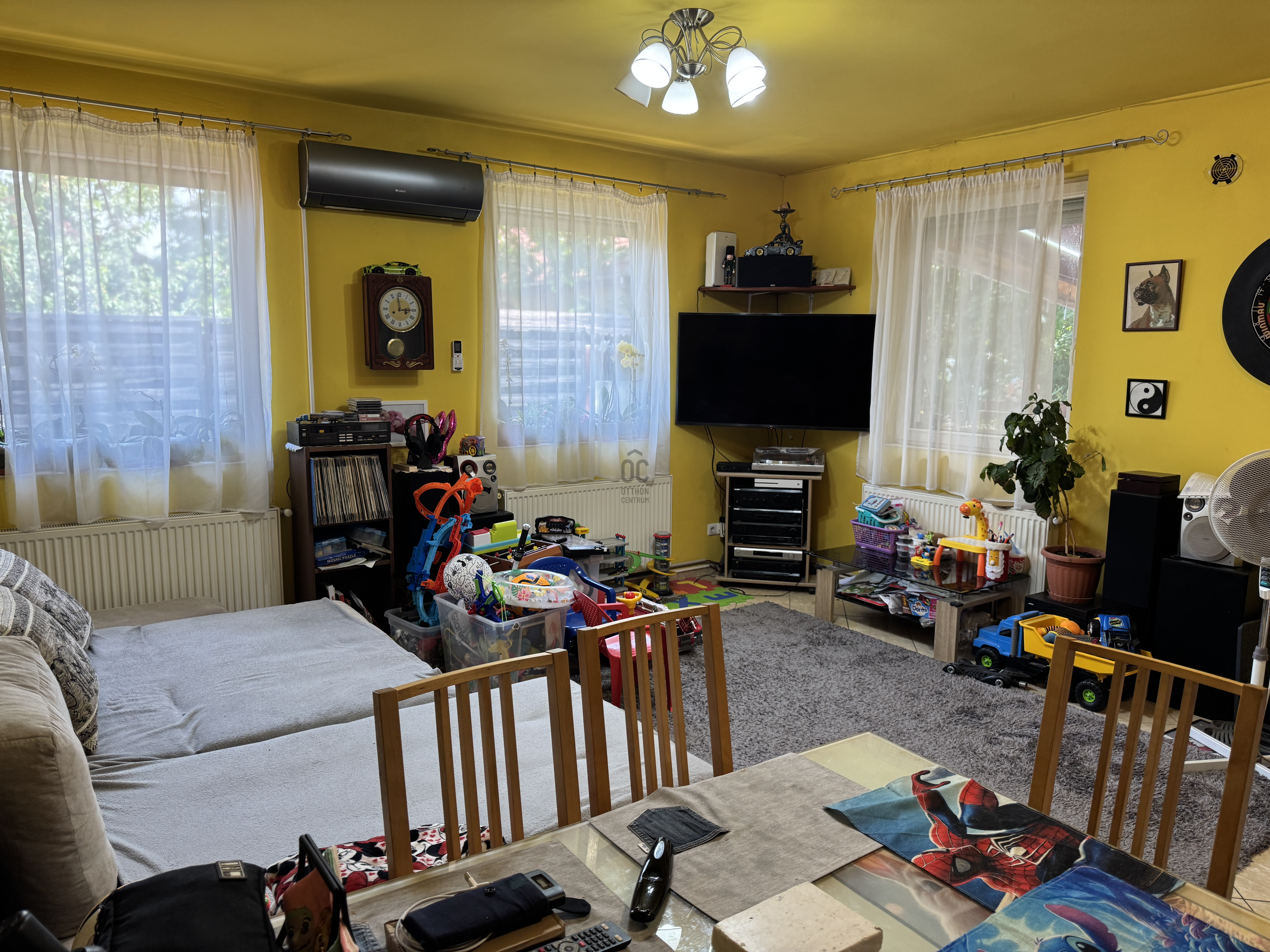 Gallery zoom image