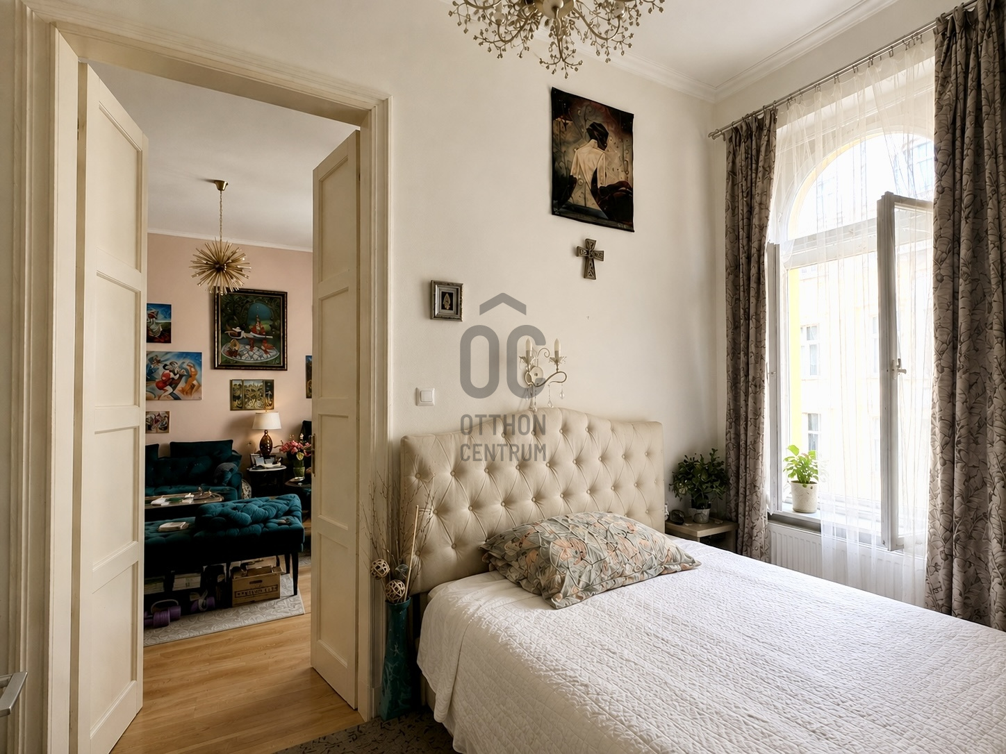 Gallery zoom image