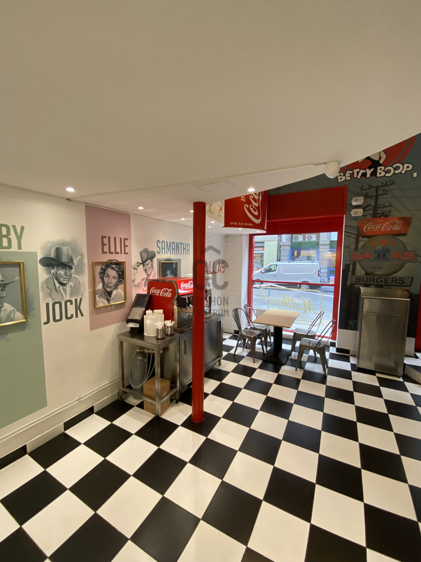 Gallery zoom image