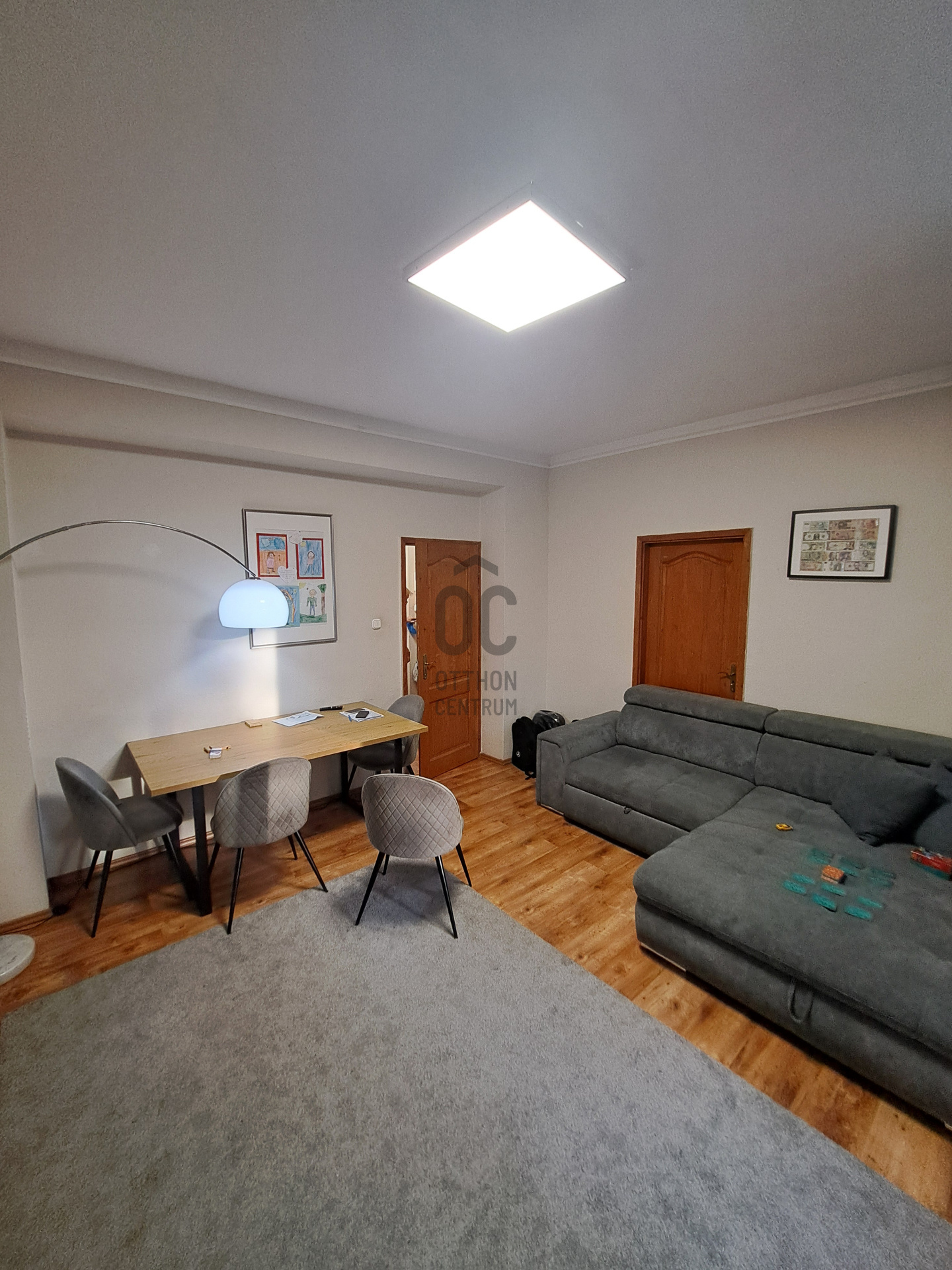 Gallery zoom image