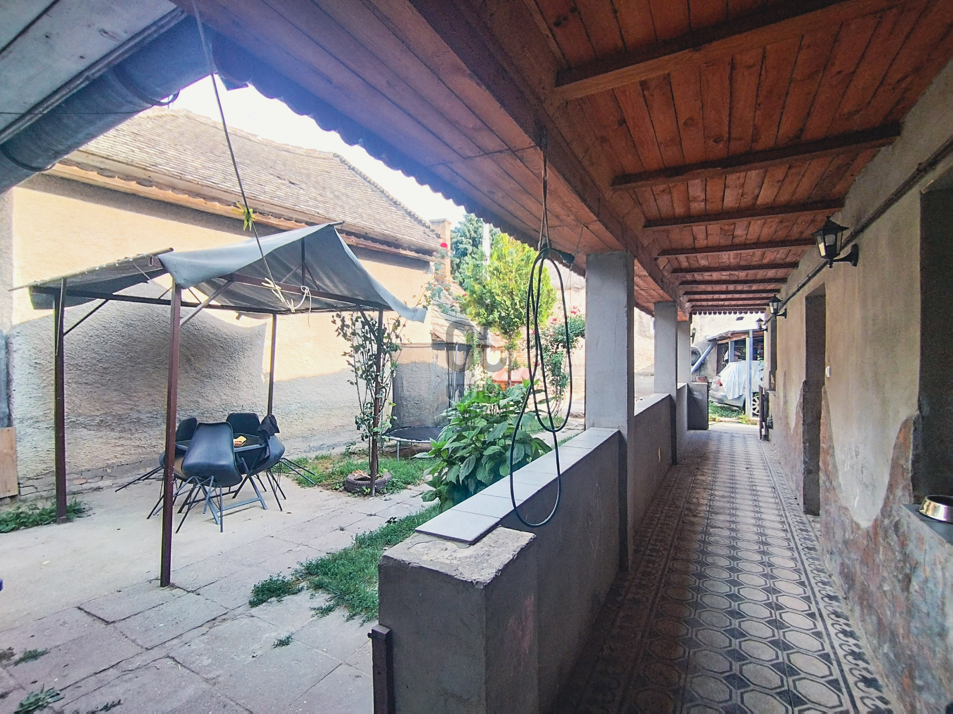 Gallery zoom image