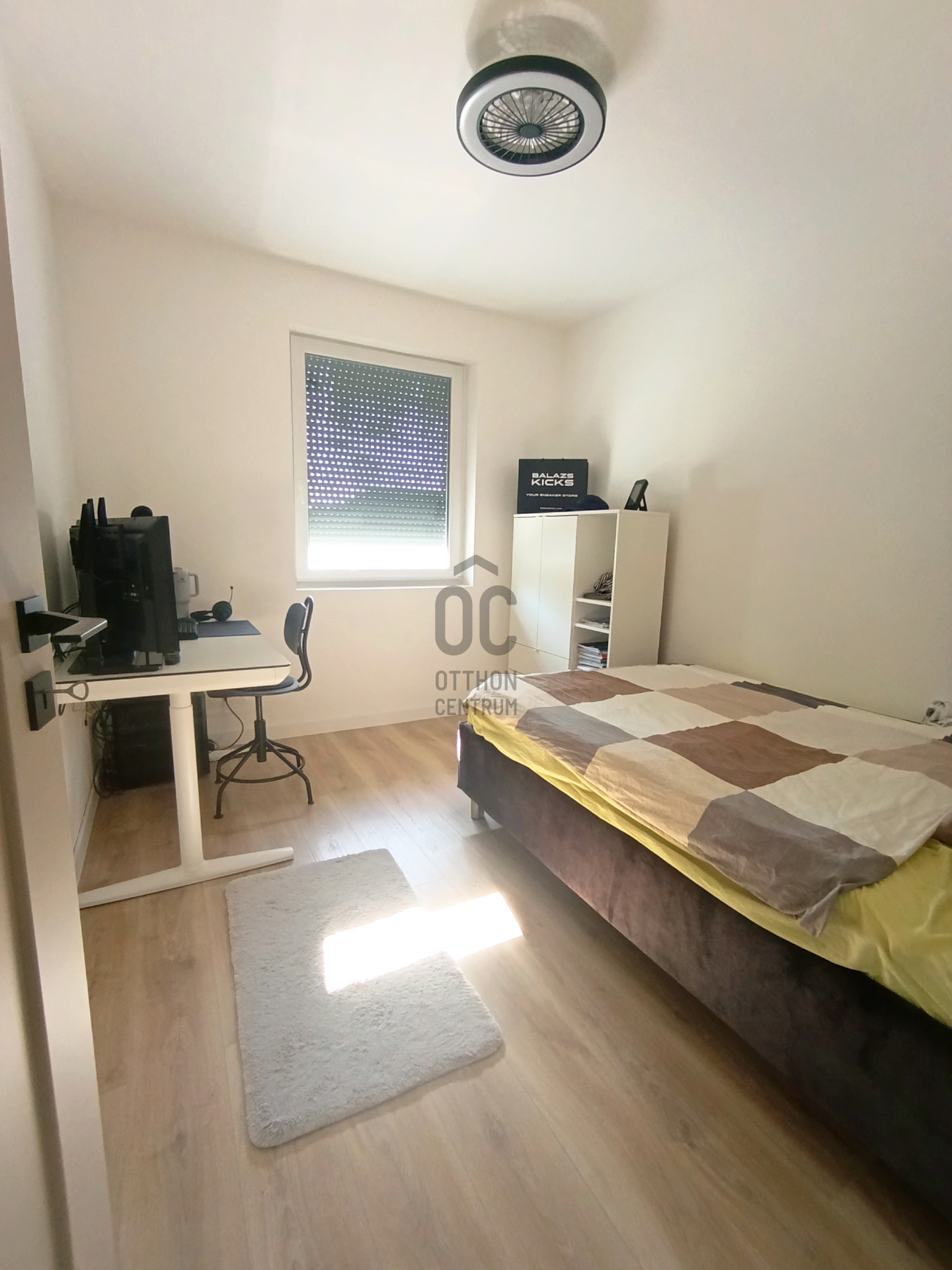 Gallery zoom image