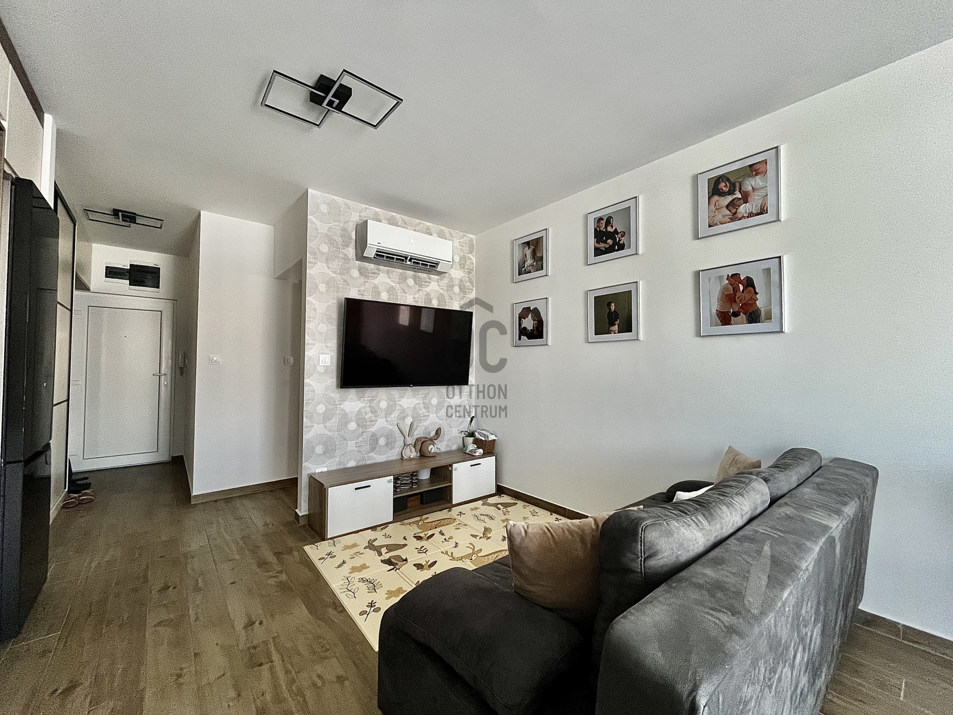 Gallery zoom image