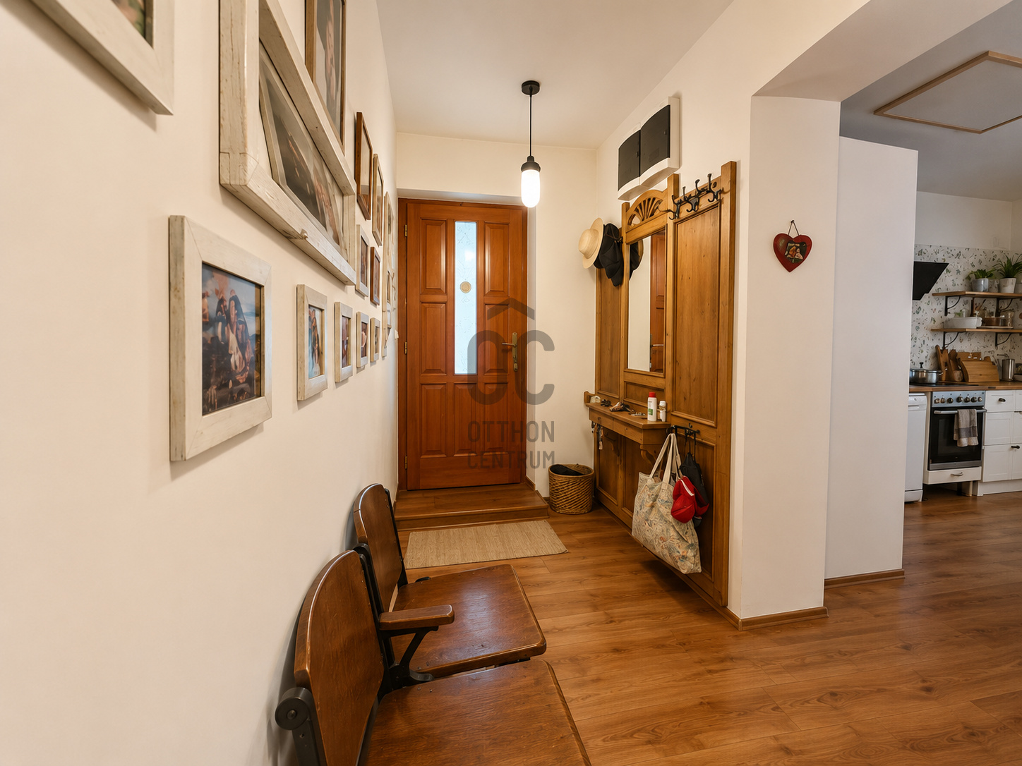 Gallery zoom image