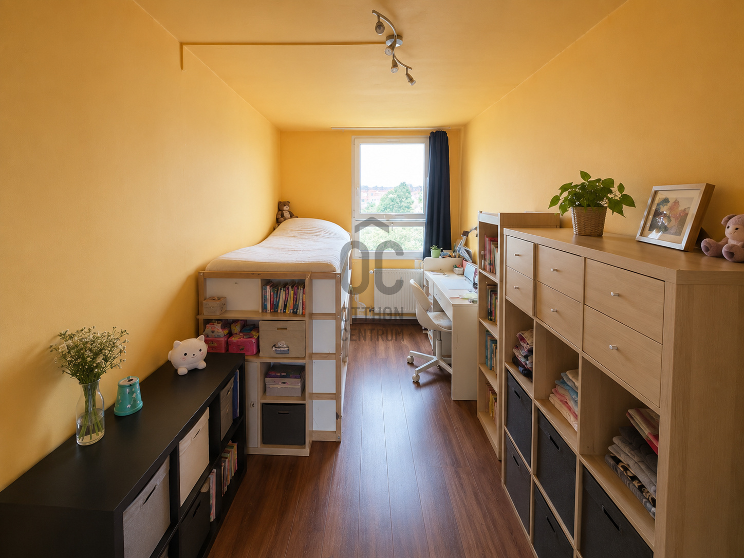 Gallery zoom image