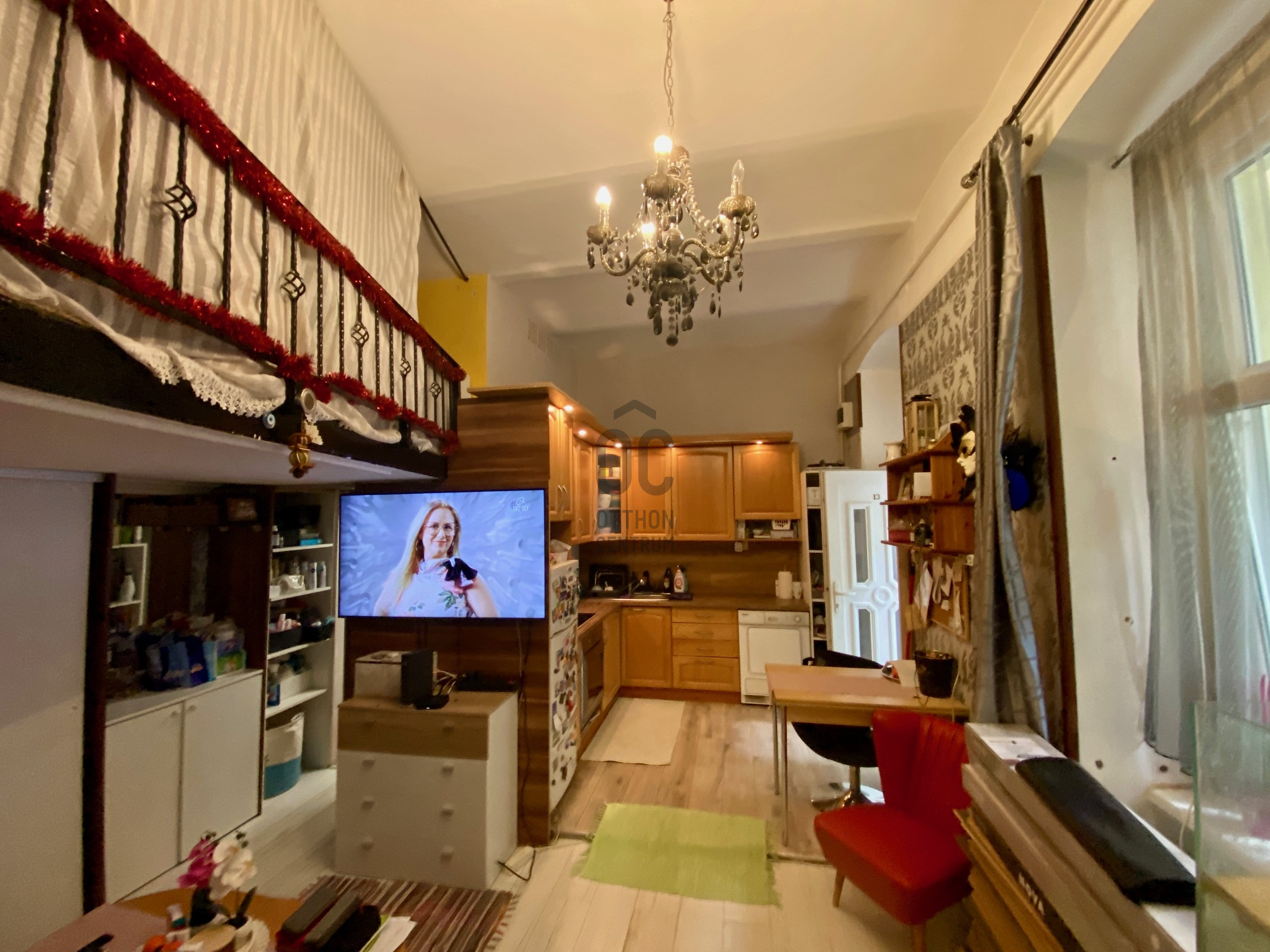 Gallery zoom image