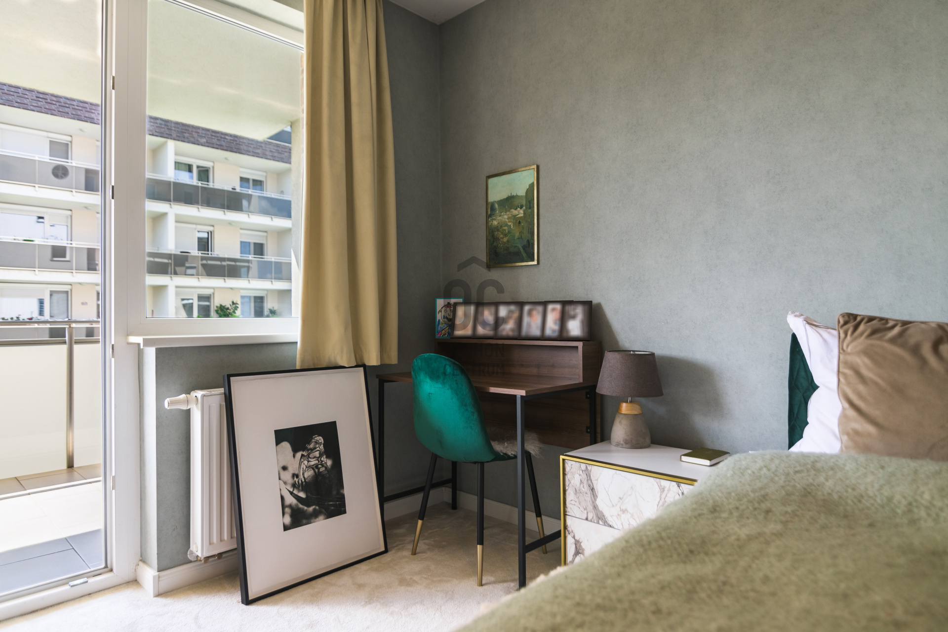 Gallery zoom image