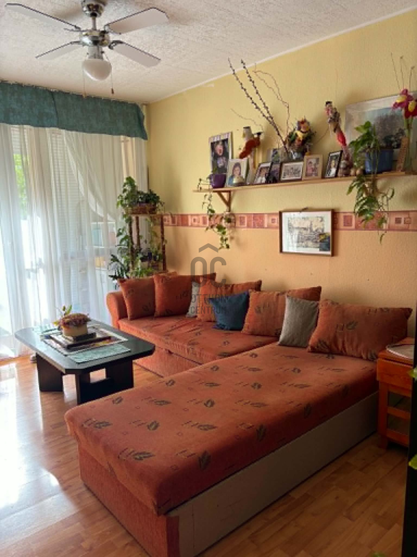 Gallery zoom image