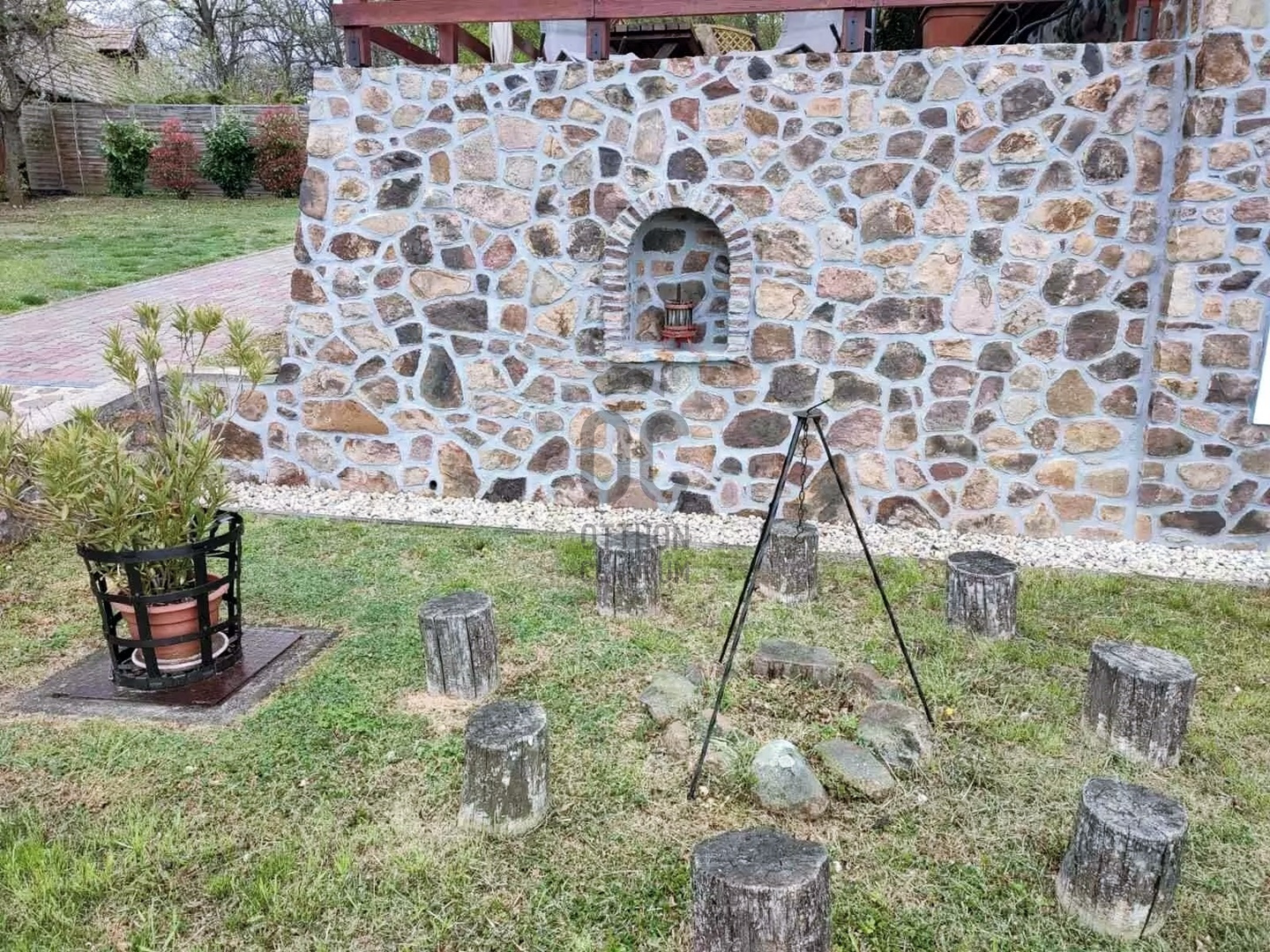 Gallery zoom image