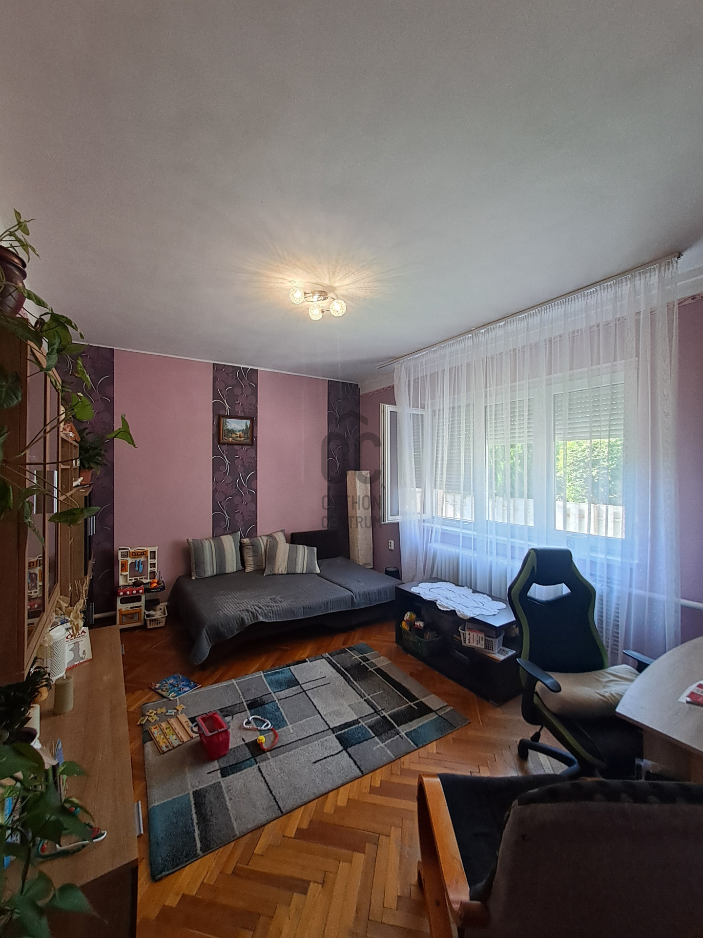 Gallery zoom image