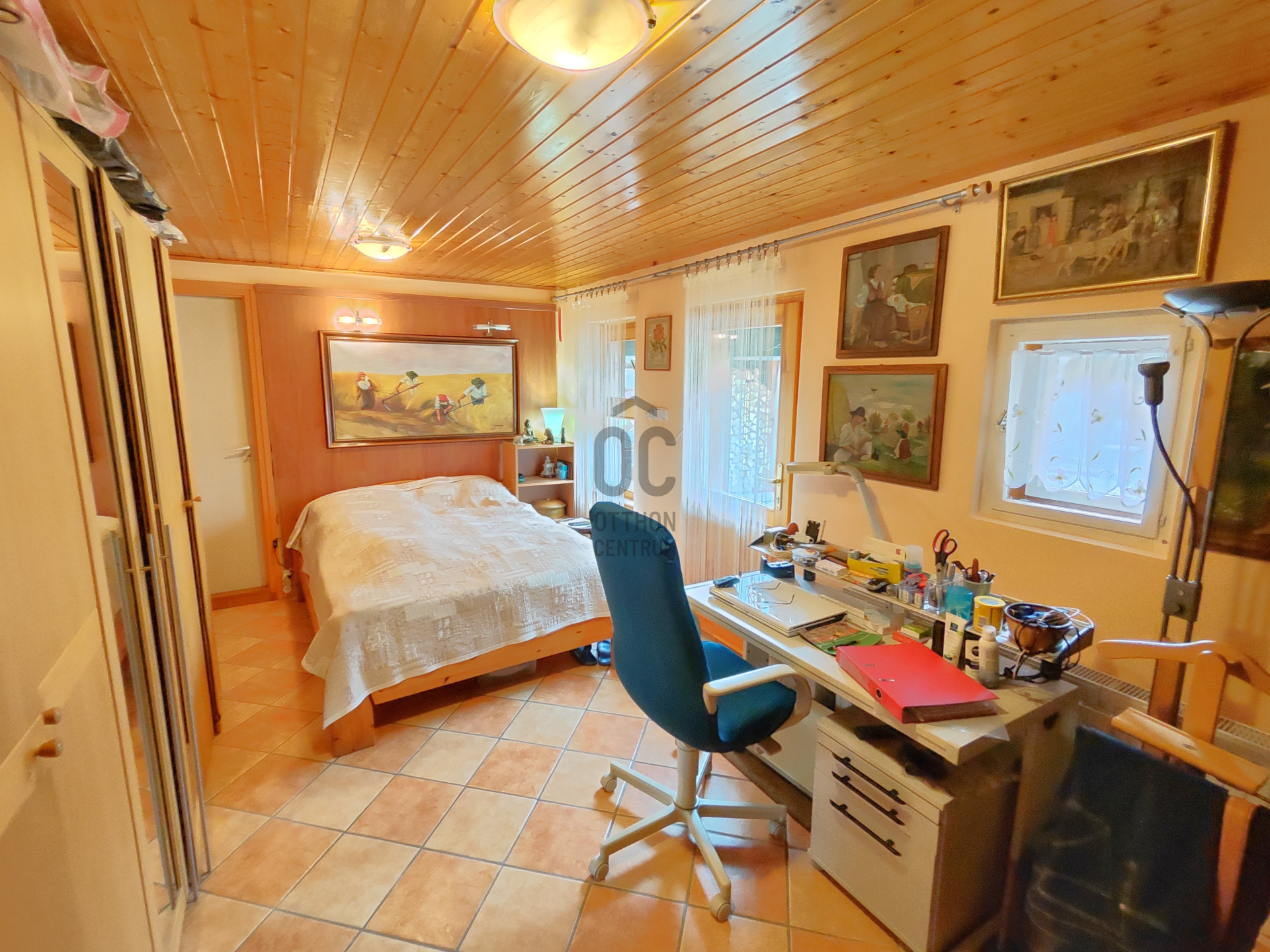 Gallery zoom image