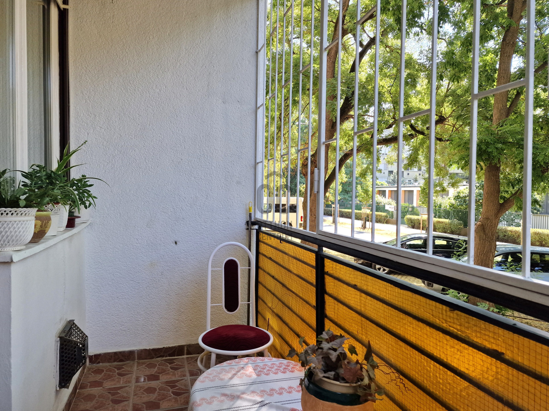 Gallery zoom image