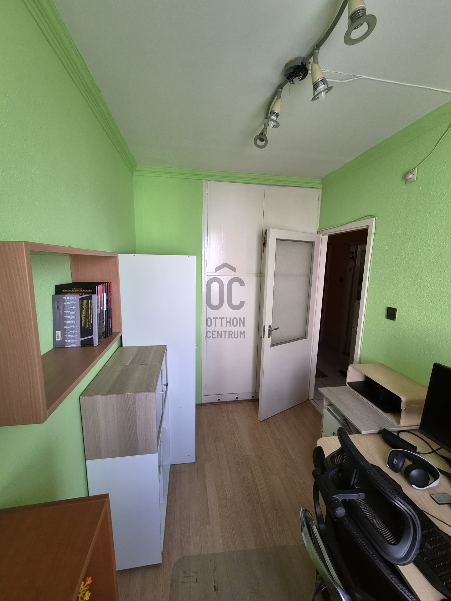 Gallery zoom image