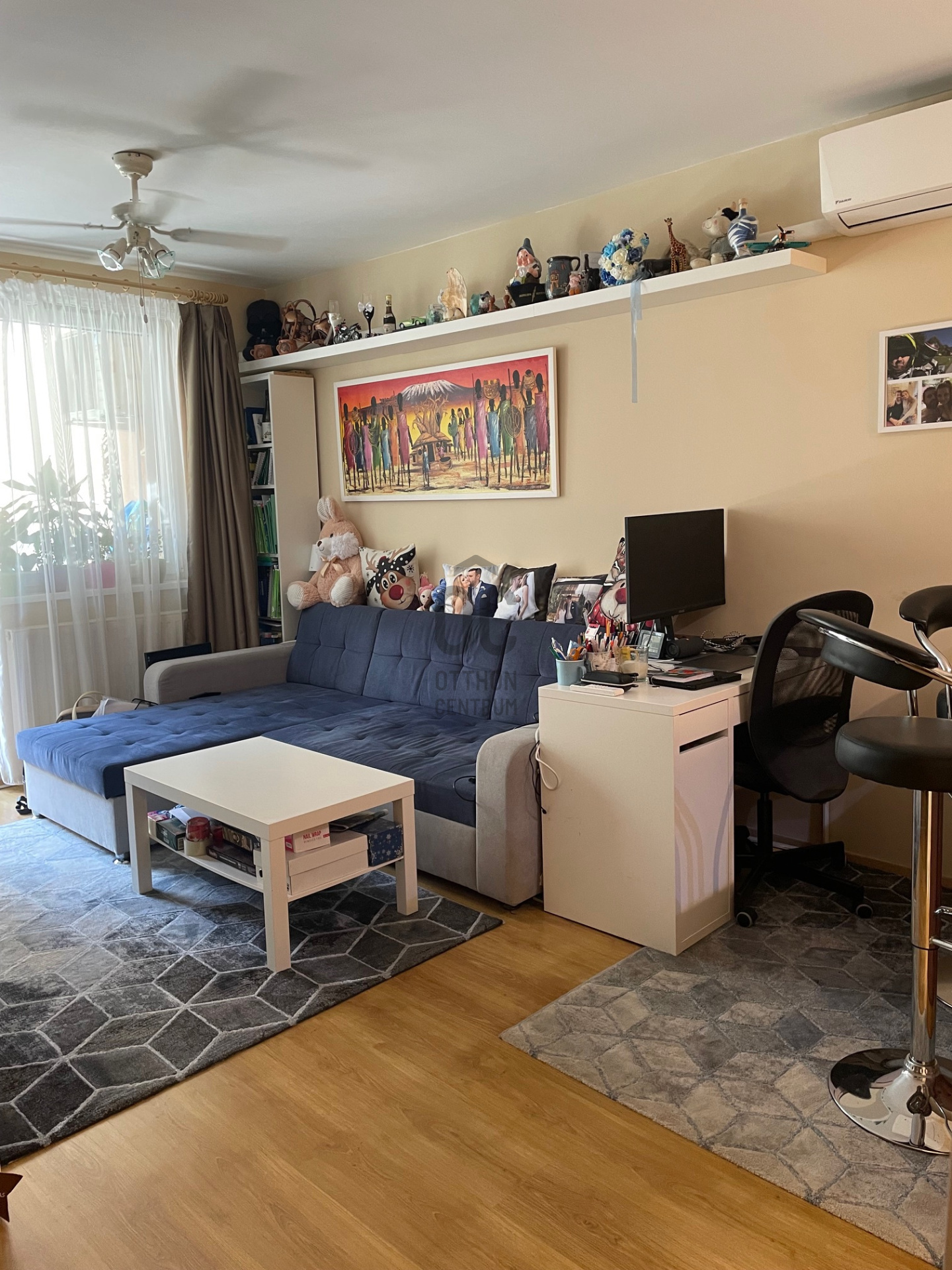 Gallery zoom image