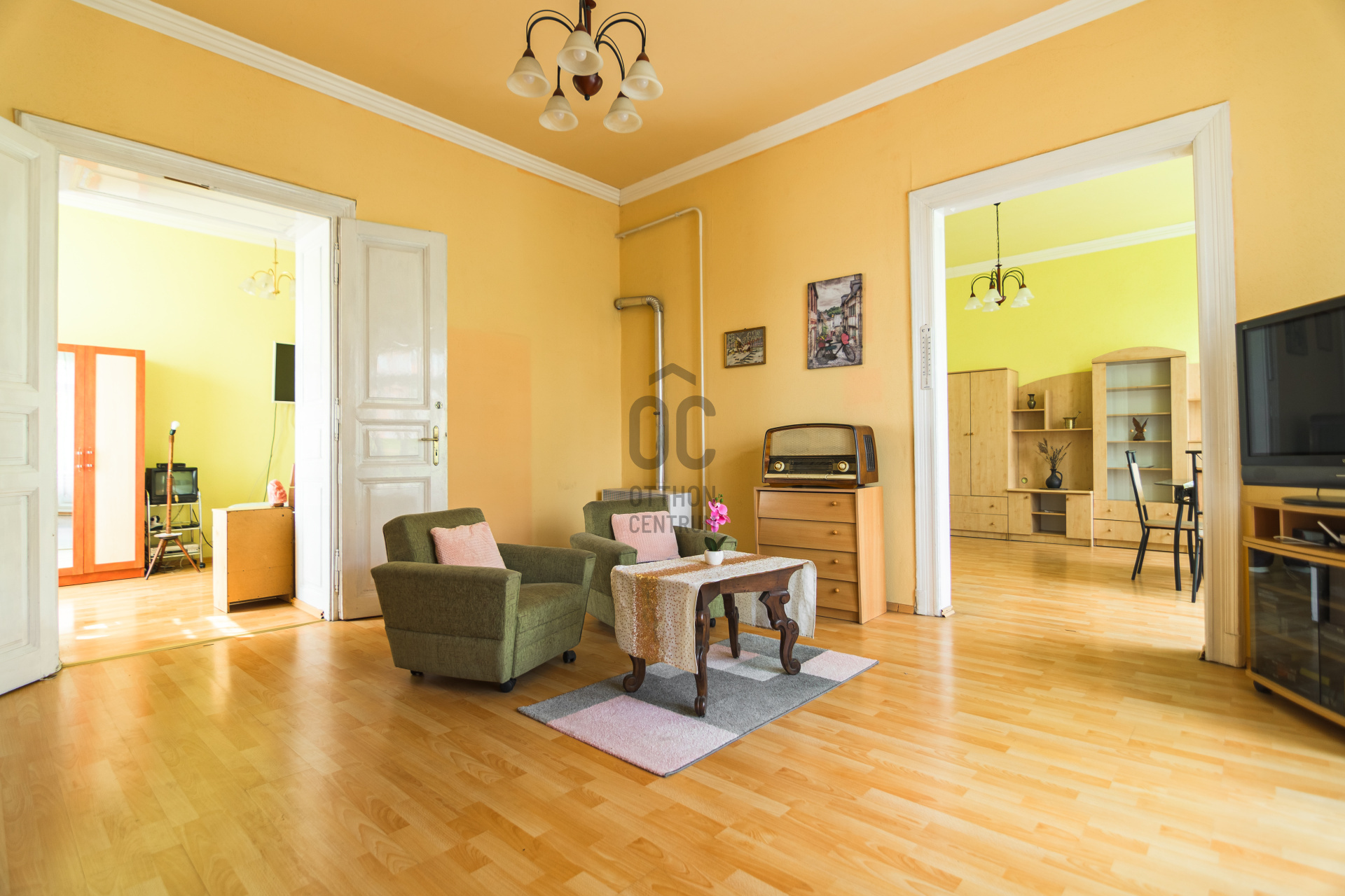 Gallery zoom image