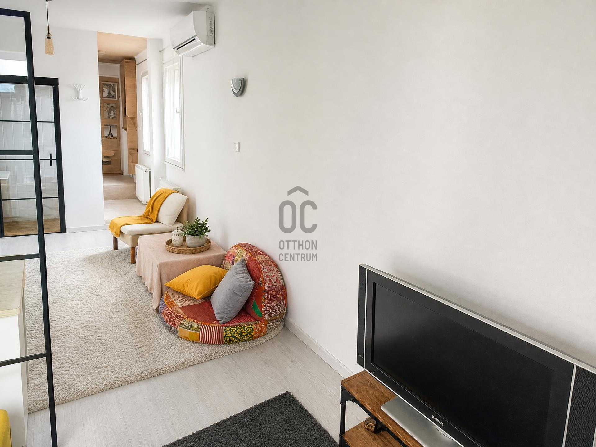 Gallery zoom image