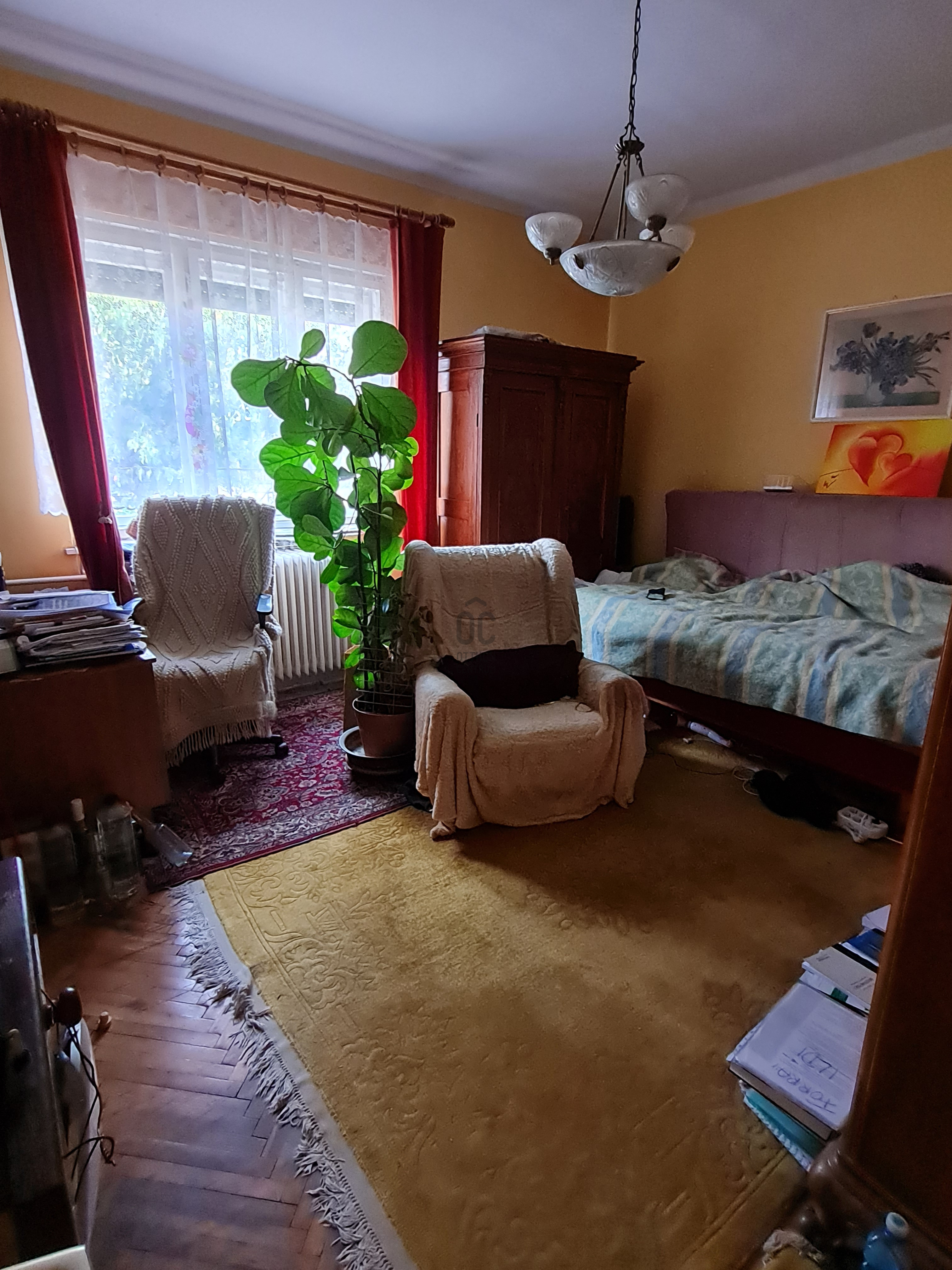 Gallery zoom image