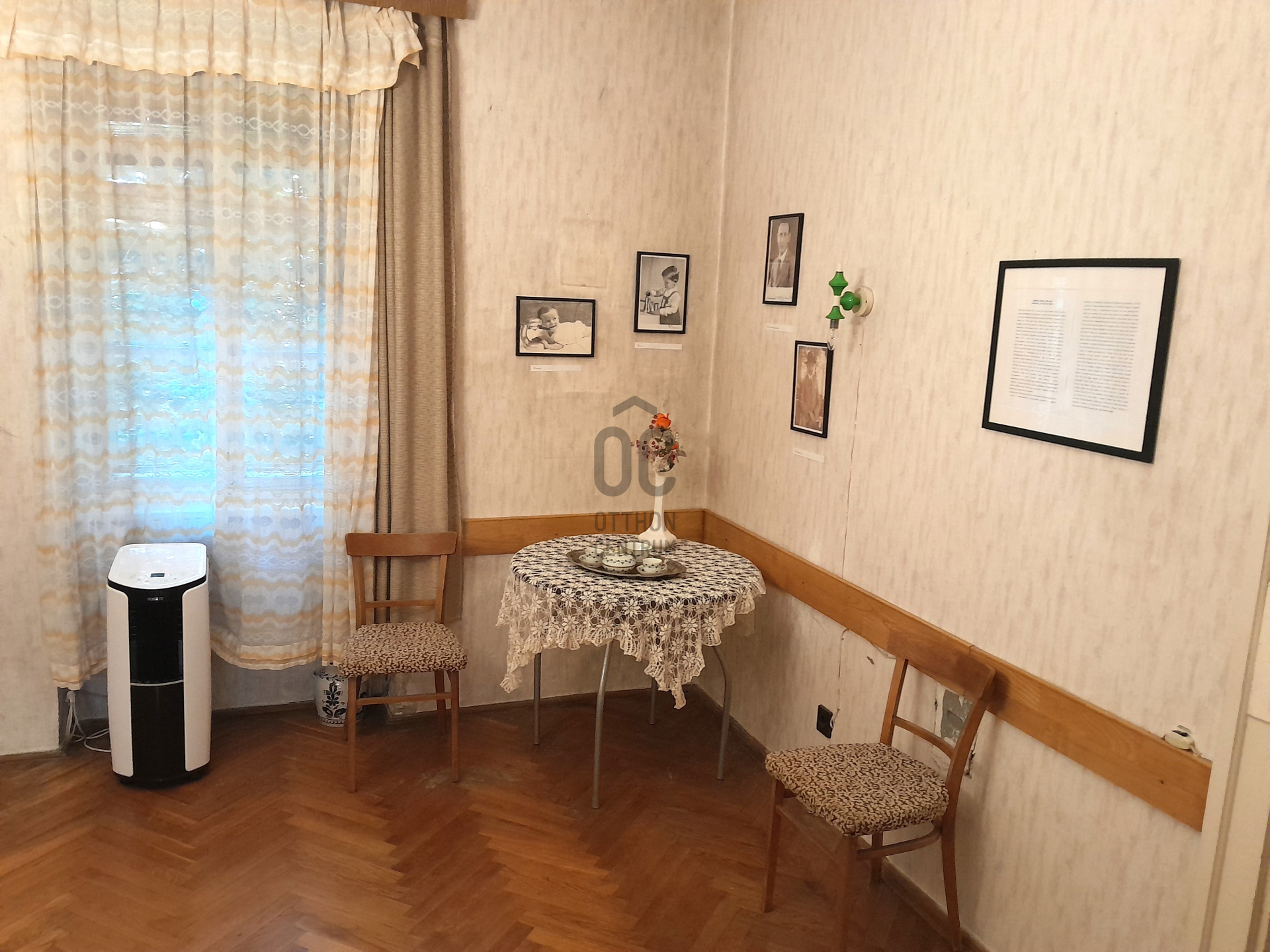 Gallery zoom image