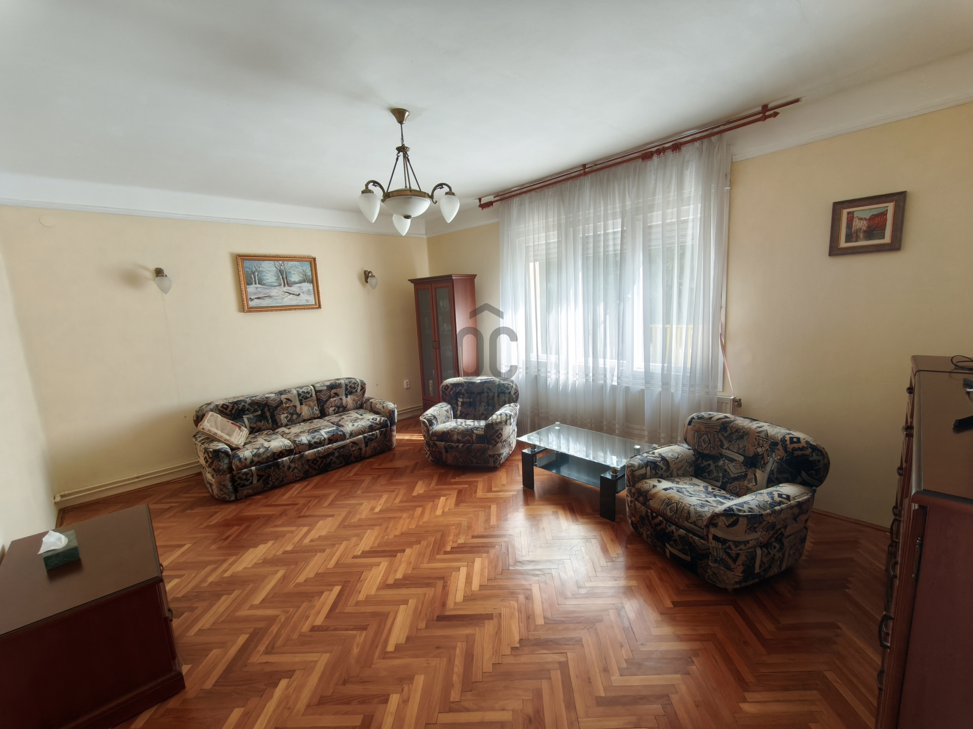 Gallery zoom image