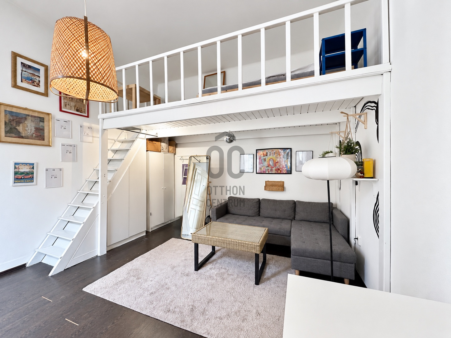 Gallery zoom image