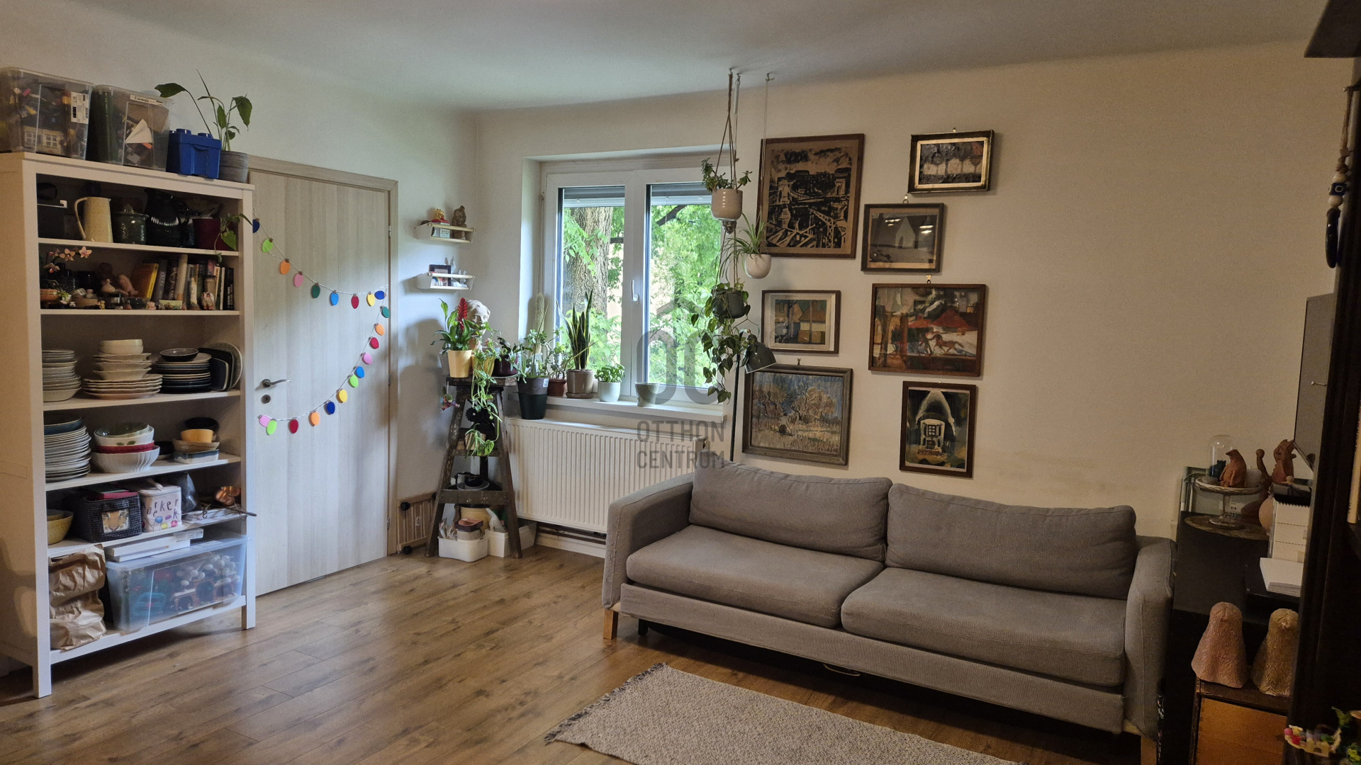 Gallery zoom image