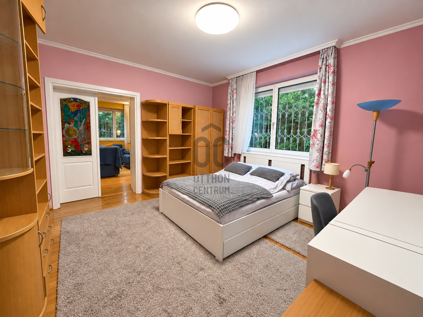 Gallery zoom image