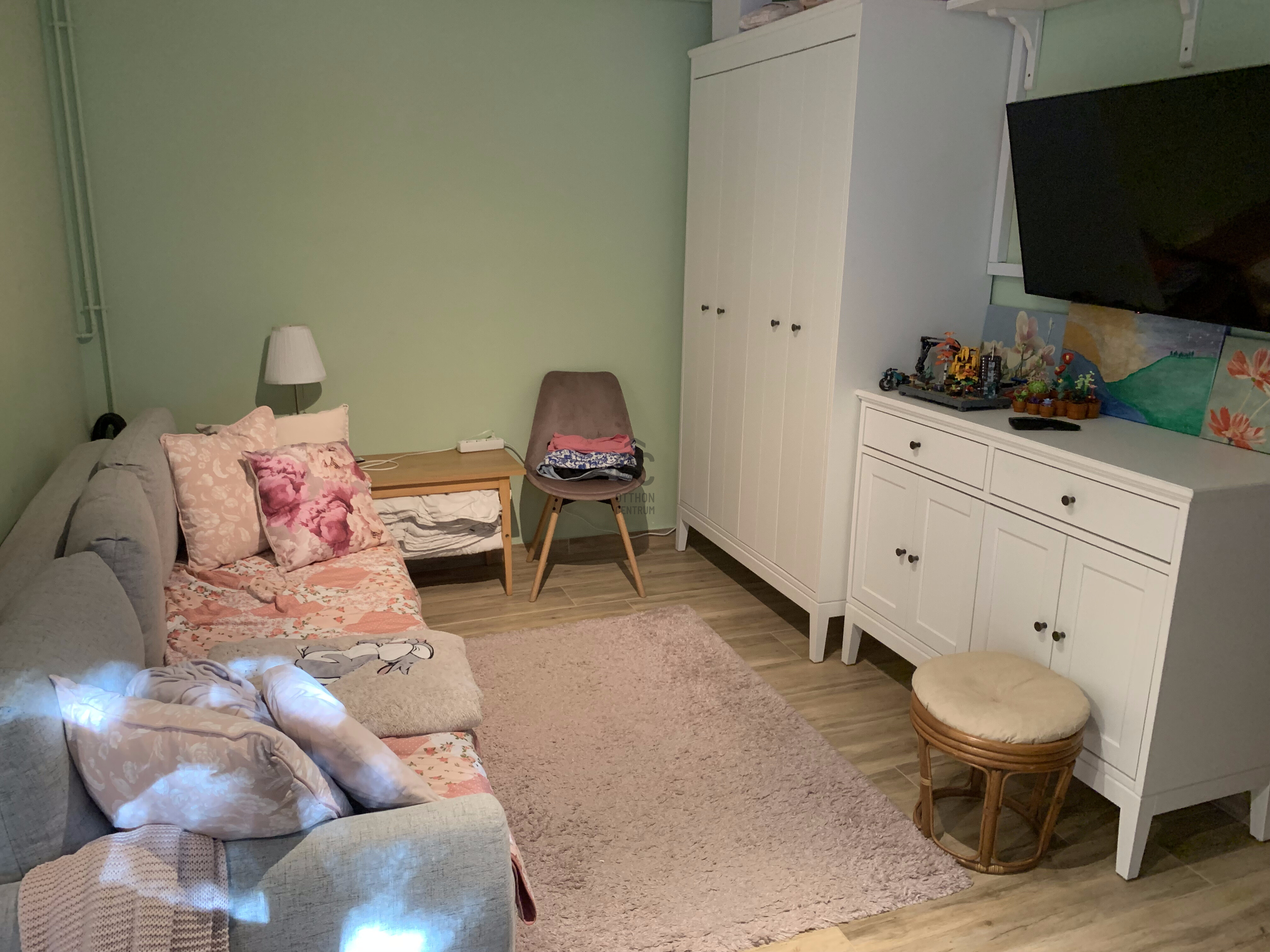 Gallery zoom image