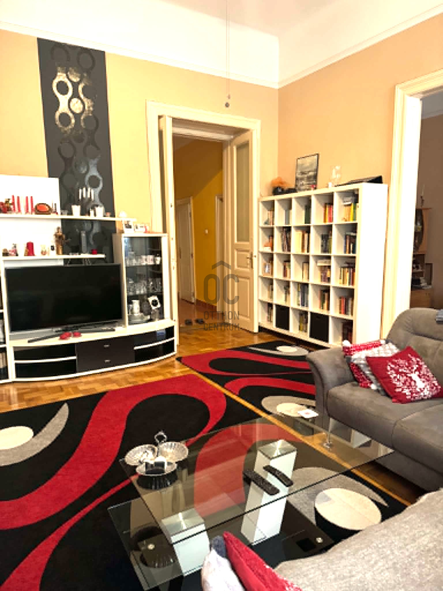 Gallery zoom image